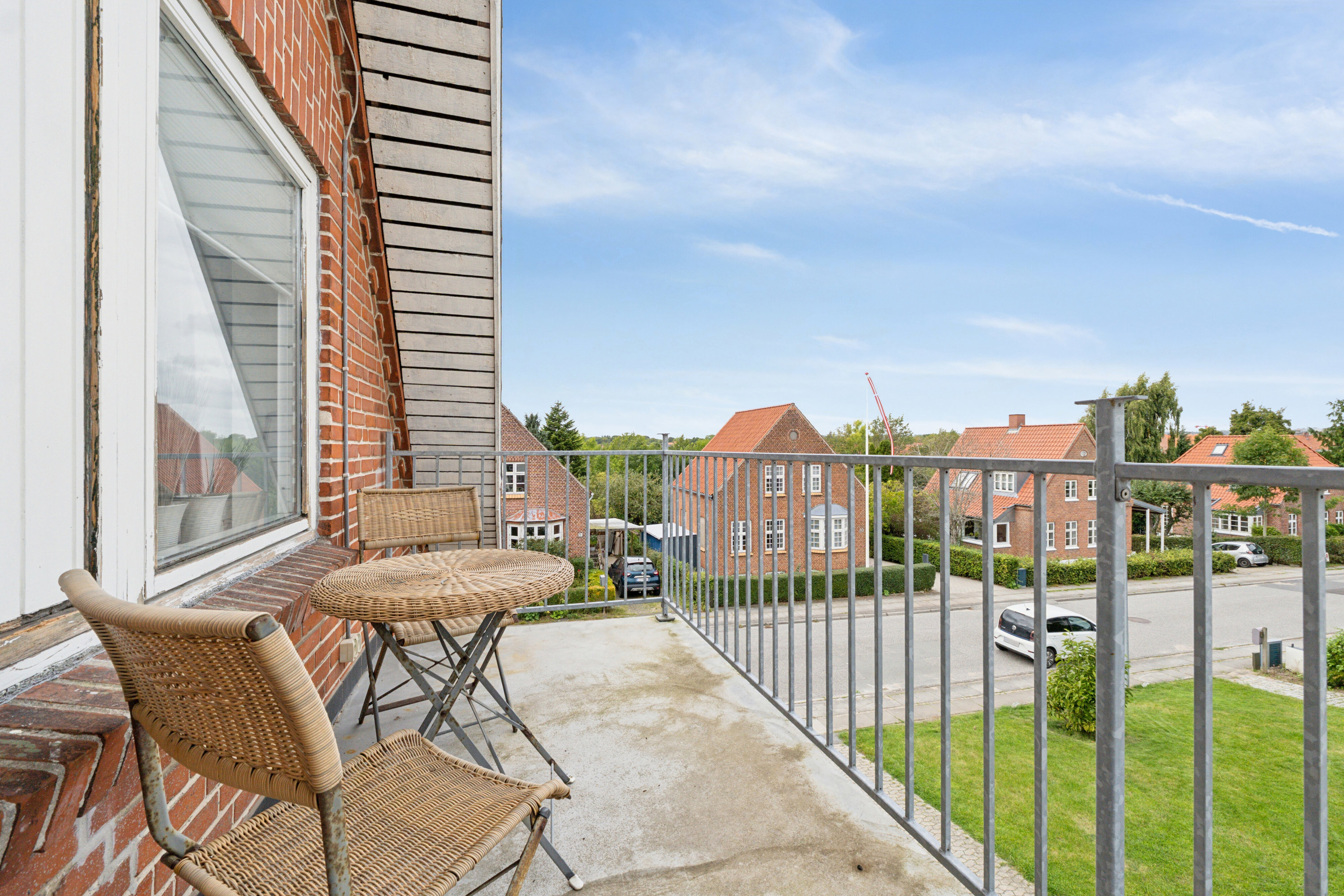 Fremhævet altan billede i fuldskærmstilstand. Billede af Bernstorffsvej 23, 8260 Viby J