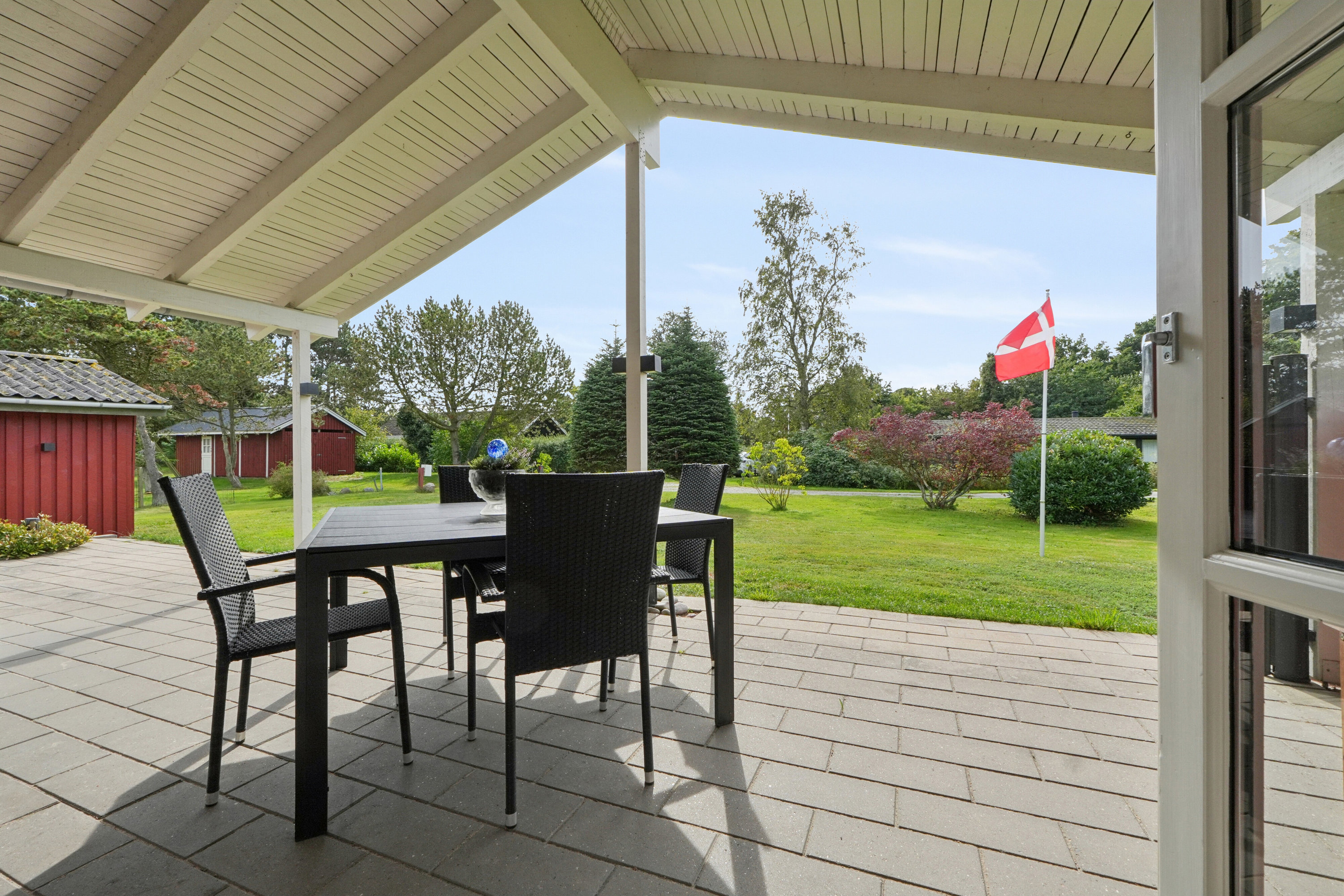 Fremhævet overdækket terrasse billede i fuldskærmstilstand. Billede af Banken 18, Spodsbj Drej, 5900 Rudkøbing