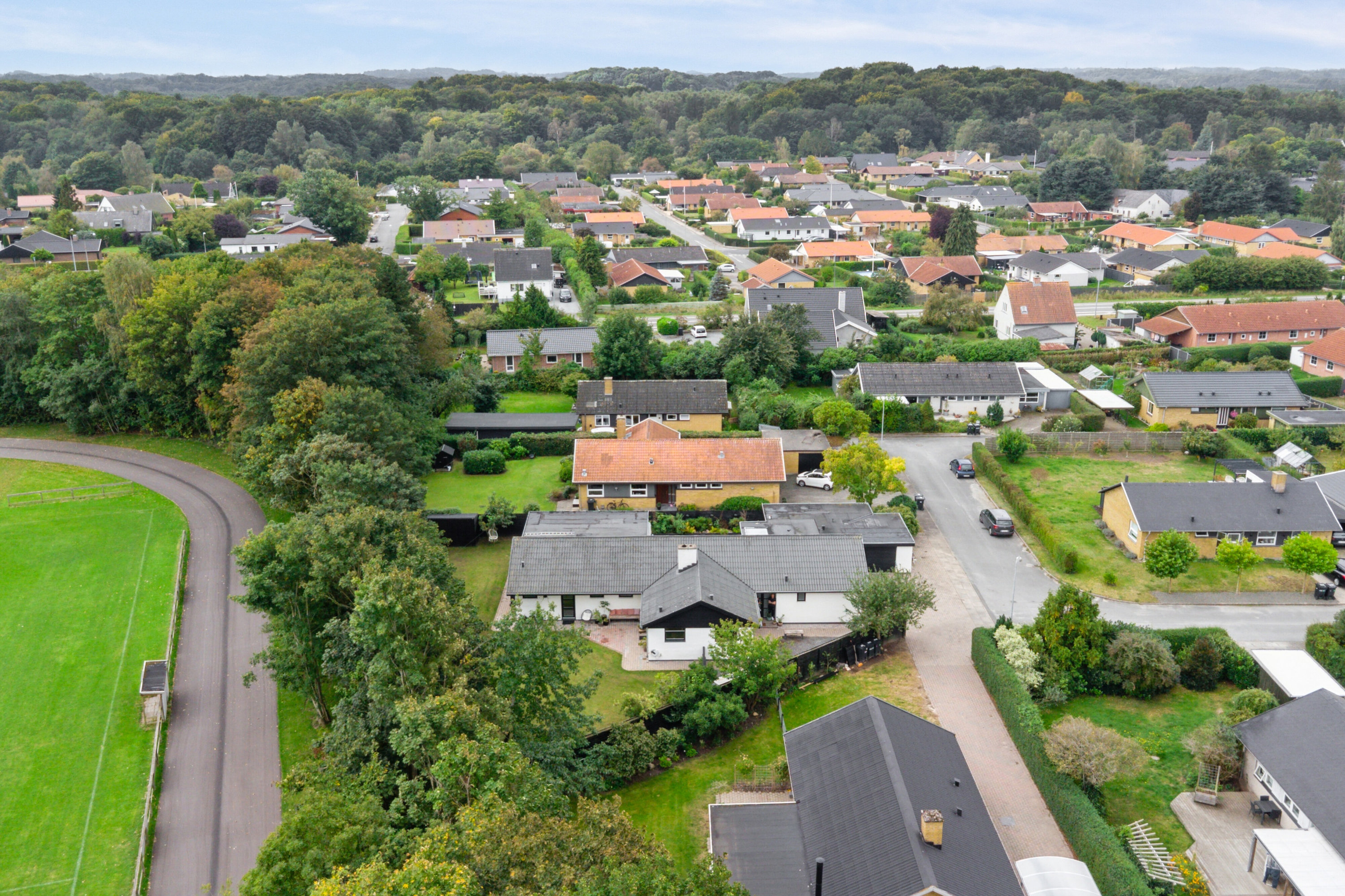 Fremhævet luftfoto billede i fuldskærmstilstand. Billede af Egernvænget 16, Korup, 5210 Odense NV