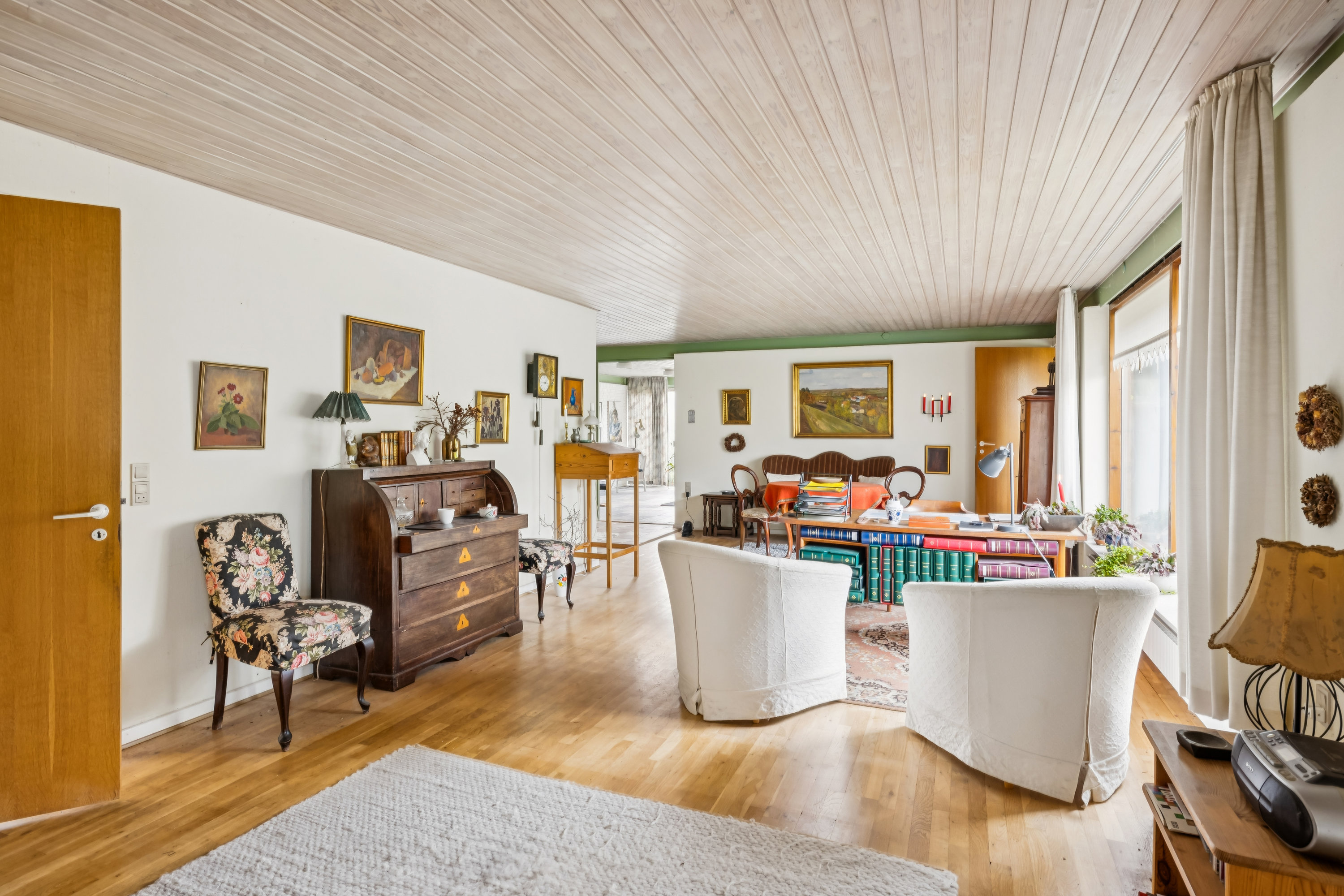 Fremhævet stue billede i fuldskærmstilstand. Billede af Skovvangen 4, 8500 Grenaa