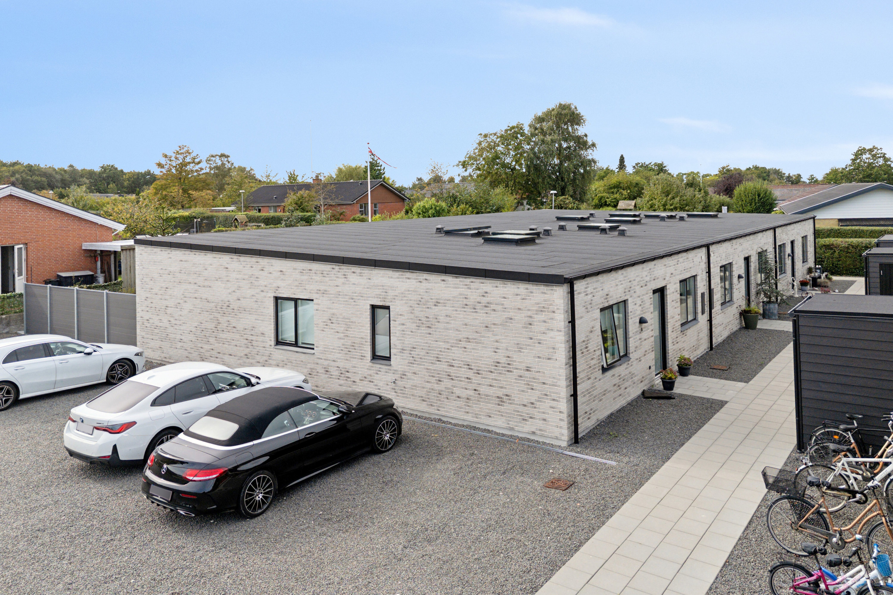 Fremhævet set fra vejen billede i fuldskærmstilstand. Billede af Skælskørvej 22A, 4200 Slagelse