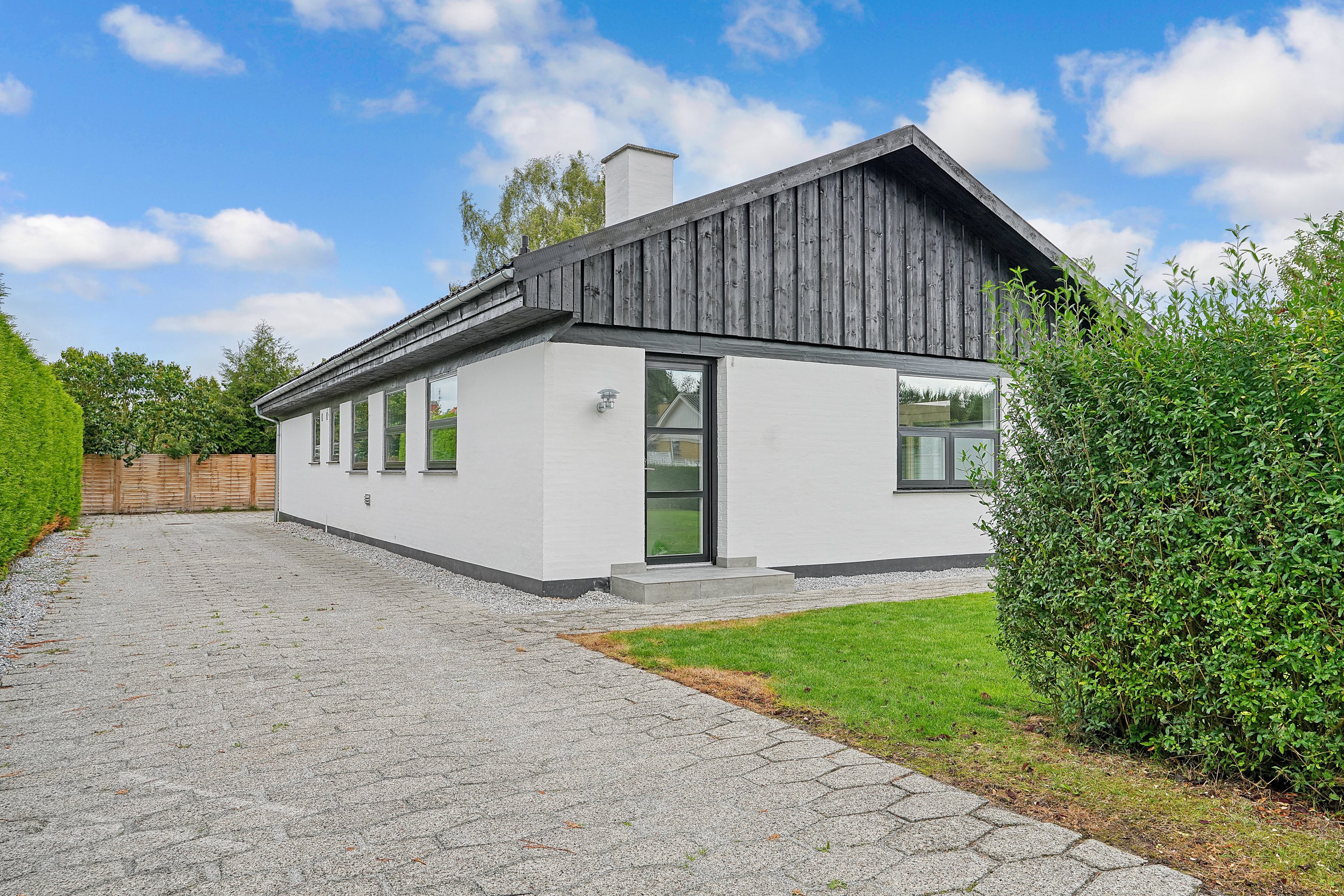 Fremhævet ejendommen billede i fuldskærmstilstand. Billede af Engvangsvej 19, Strøby Egede, 4600 Køge