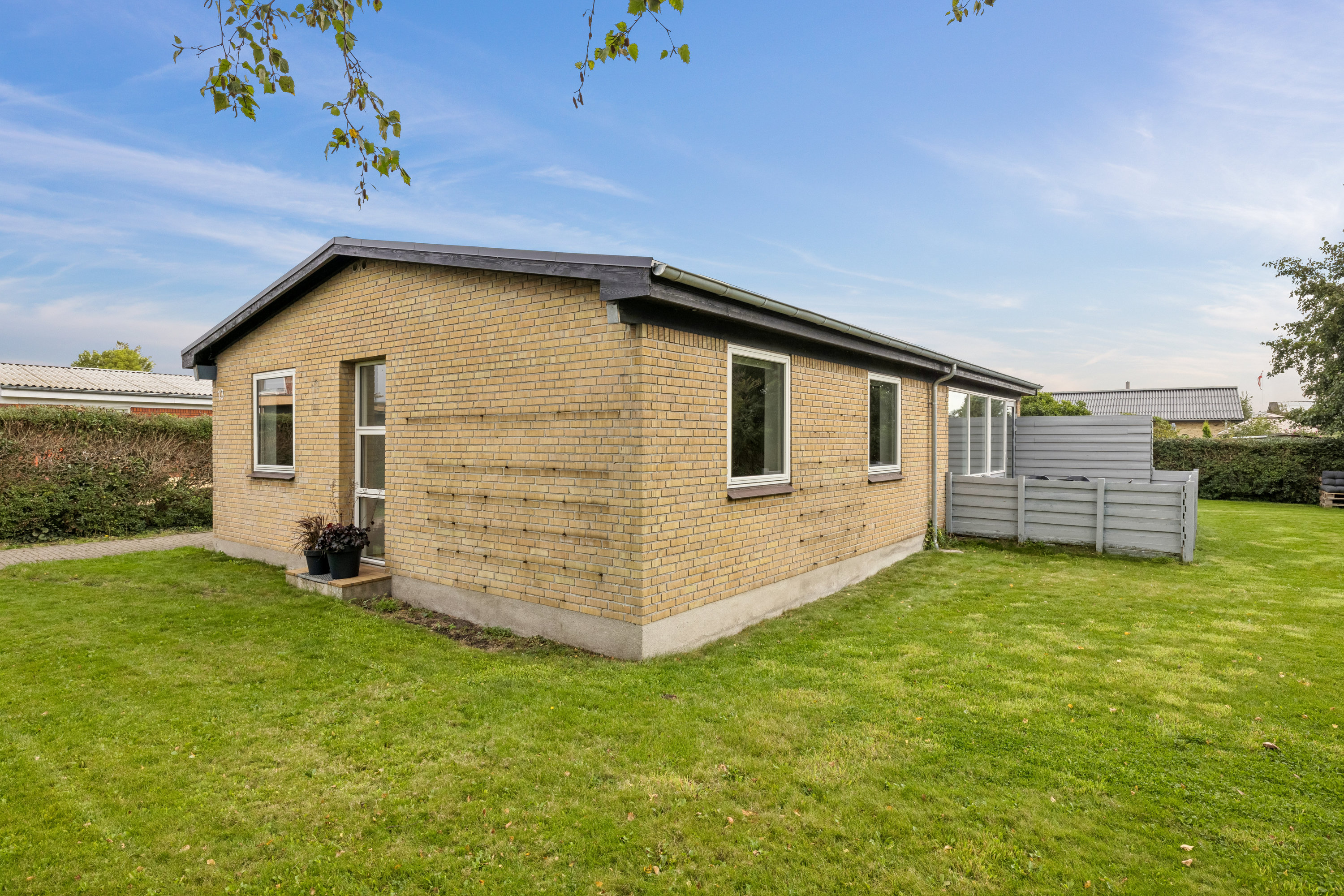 Fremhævet ejendom 1 billede i fuldskærmstilstand. Billede af Enghegnet 13, 8500 Grenaa