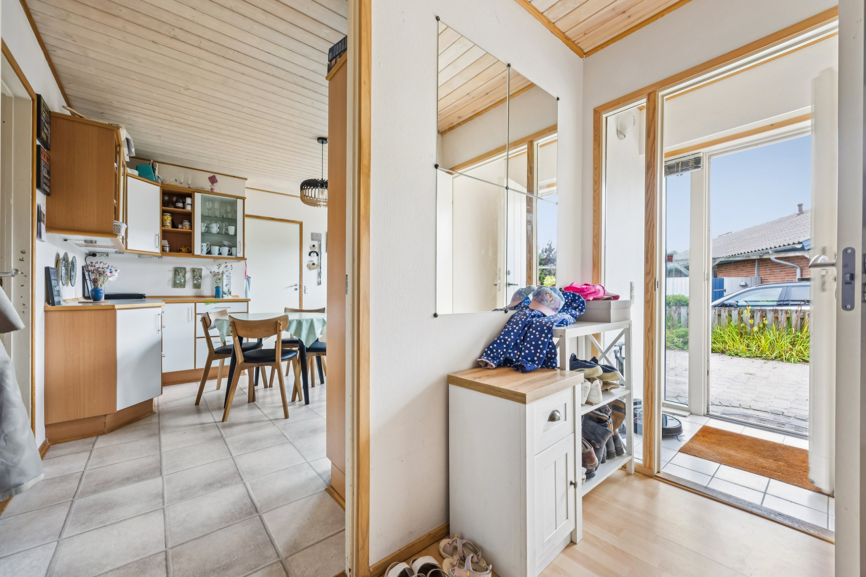 Fremhævet gang billede i fuldskærmstilstand. Billede af Kildebanken 13, 4681 Herfølge