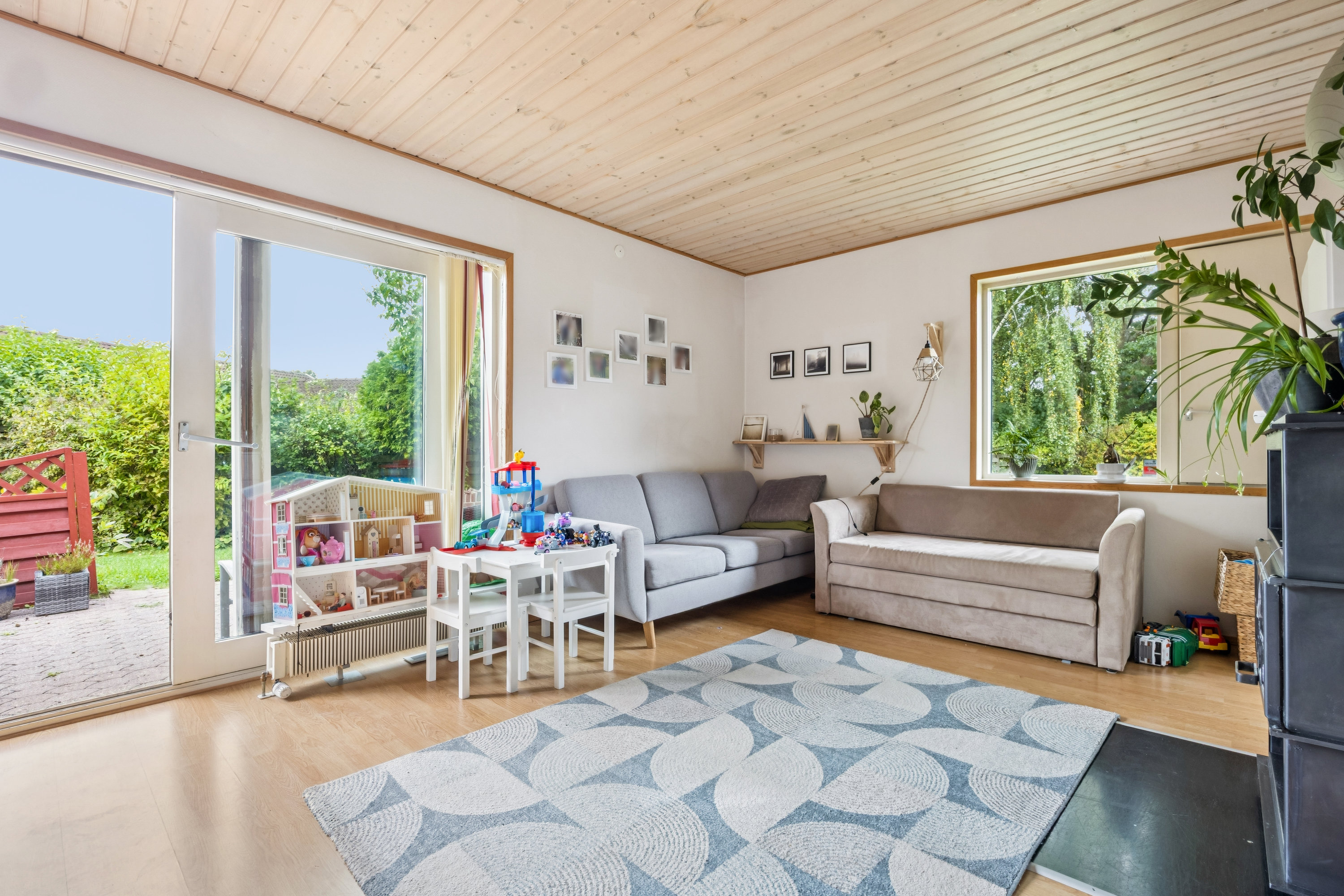 Fremhævet stue billede i fuldskærmstilstand. Billede af Kildebanken 13, 4681 Herfølge