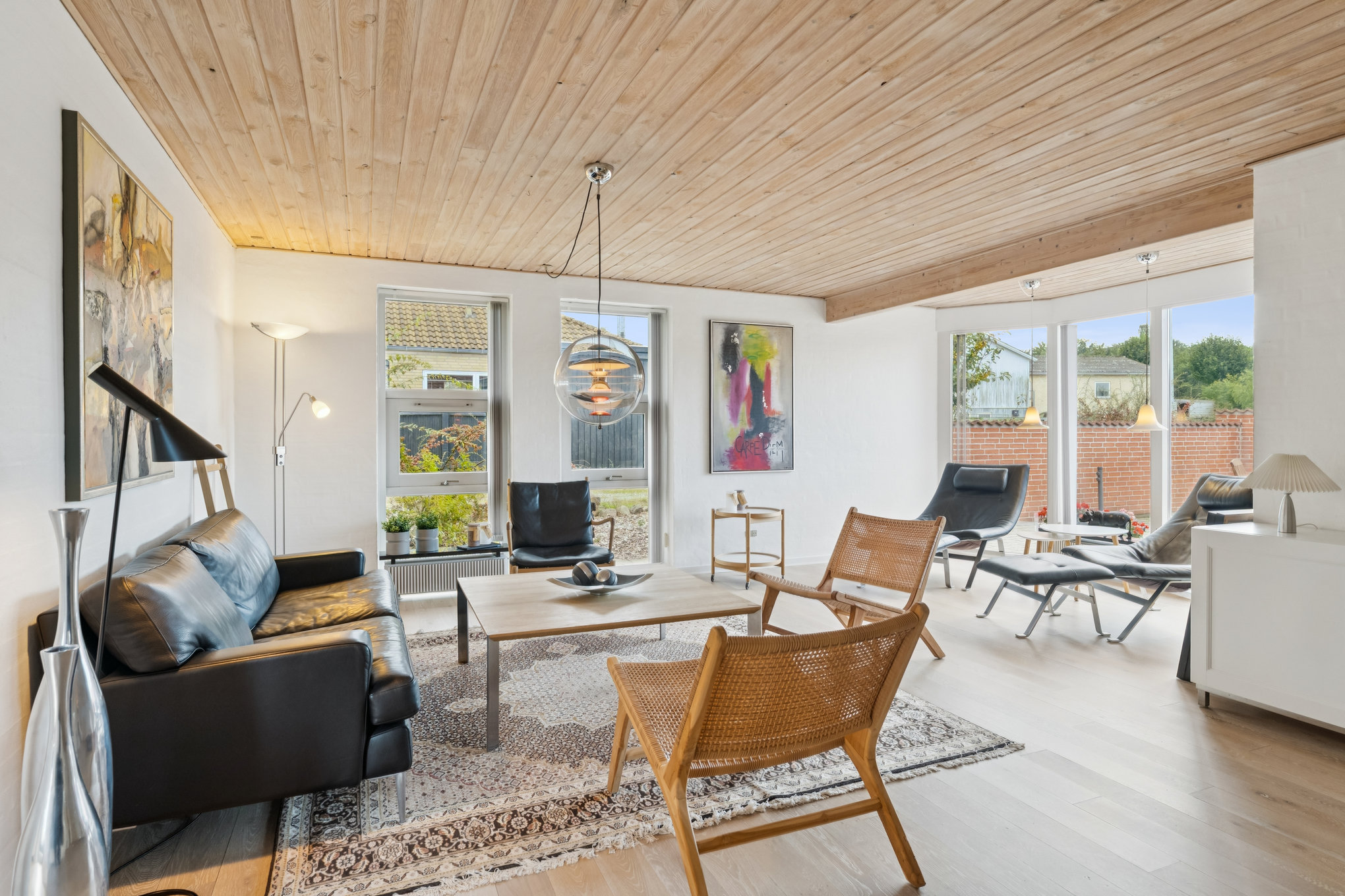 Fremhævet stue billede i fuldskærmstilstand. Billede af Høvejen 24, Vorup, 8940 Randers SV