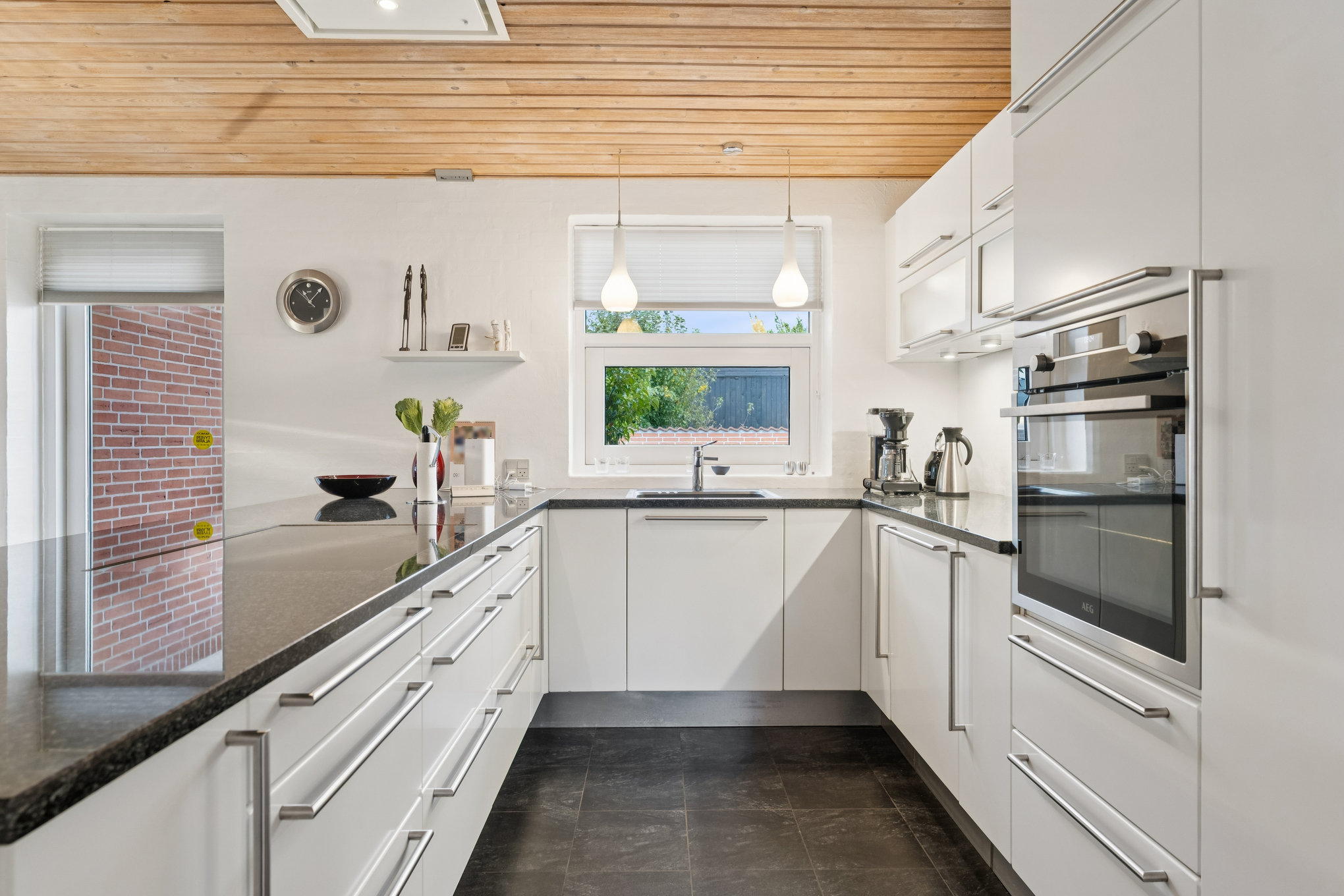 Fremhævet køkken billede i fuldskærmstilstand. Billede af Høvejen 24, Vorup, 8940 Randers SV