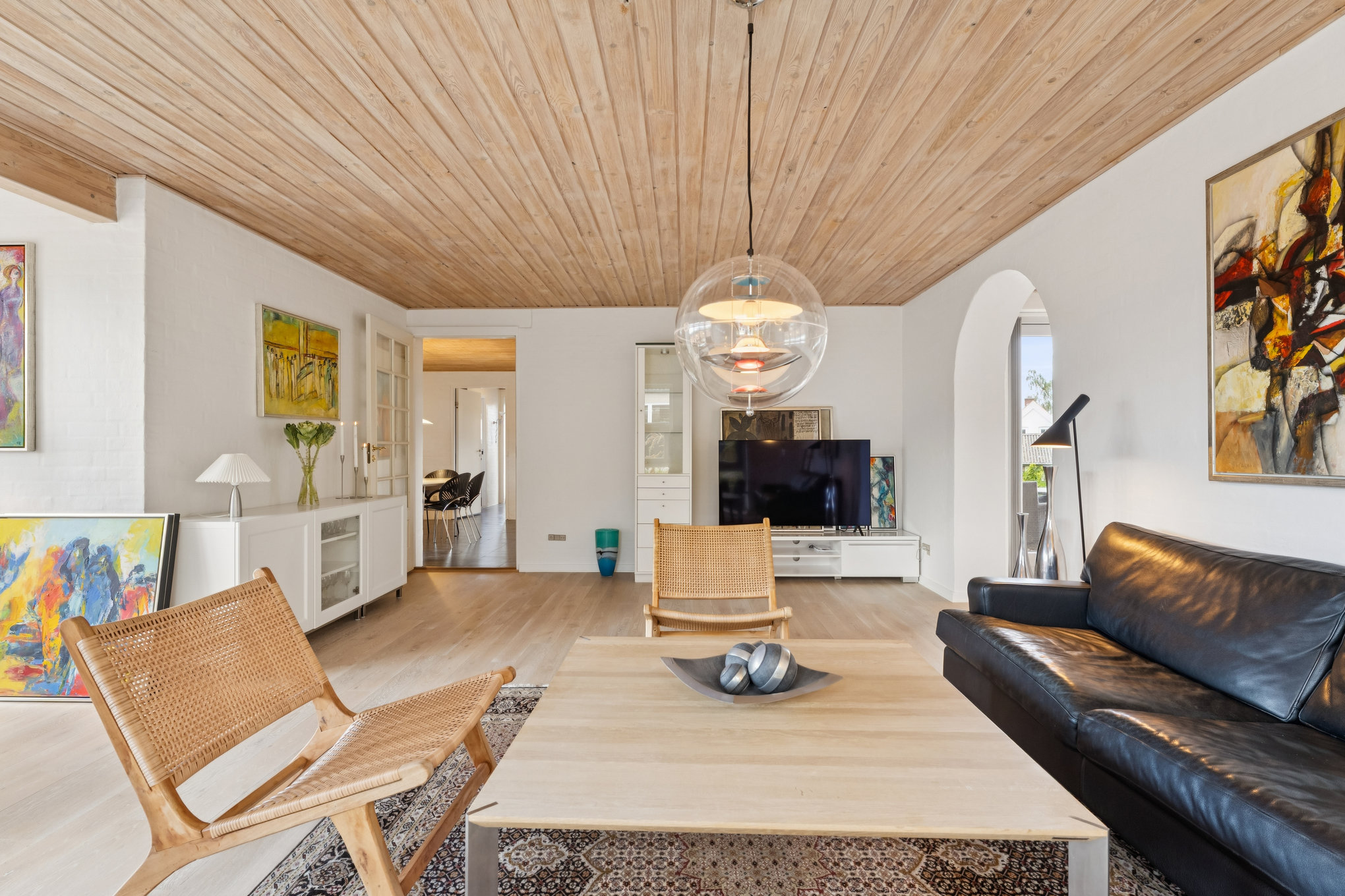 Fremhævet stue billede i fuldskærmstilstand. Billede af Høvejen 24, Vorup, 8940 Randers SV