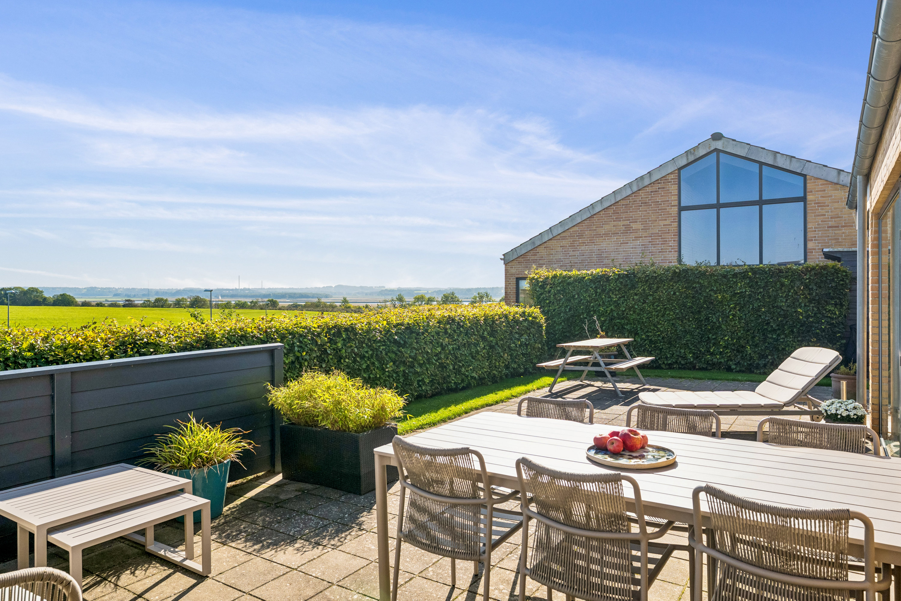 Fremhævet terrasse billede i fuldskærmstilstand. Billede af Tusindfryddalen 9, Dronningborg, 8930 Randers NØ