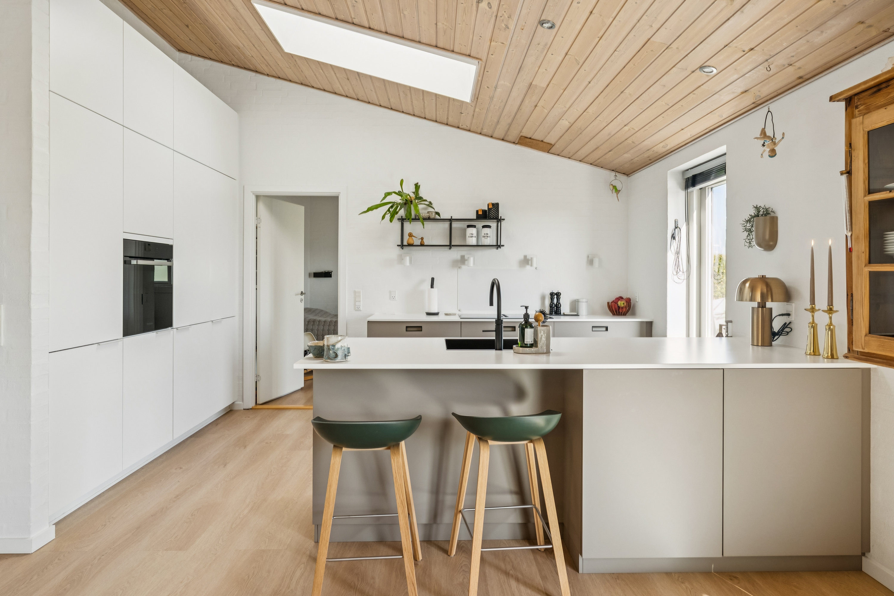 Fremhævet køkken billede i fuldskærmstilstand. Billede af Tusindfryddalen 9, Dronningborg, 8930 Randers NØ