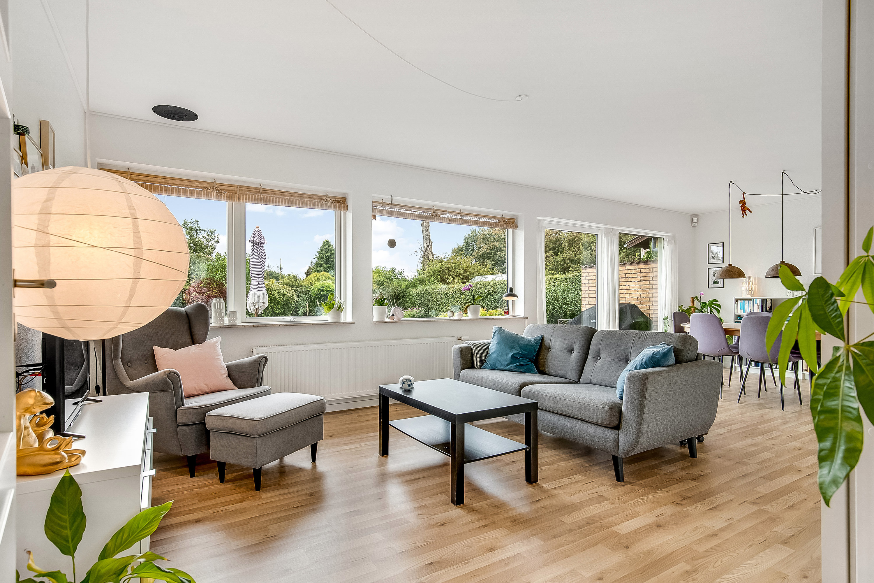 Fremhævet stue billede i fuldskærmstilstand. Billede af Toftevej 6, 6051 Almind