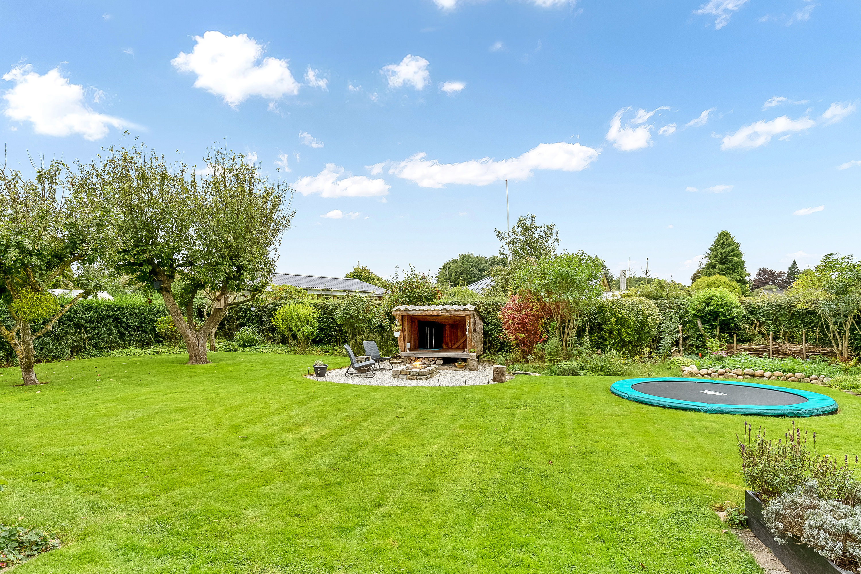 Fremhævet have billede i fuldskærmstilstand. Billede af Toftevej 6, 6051 Almind