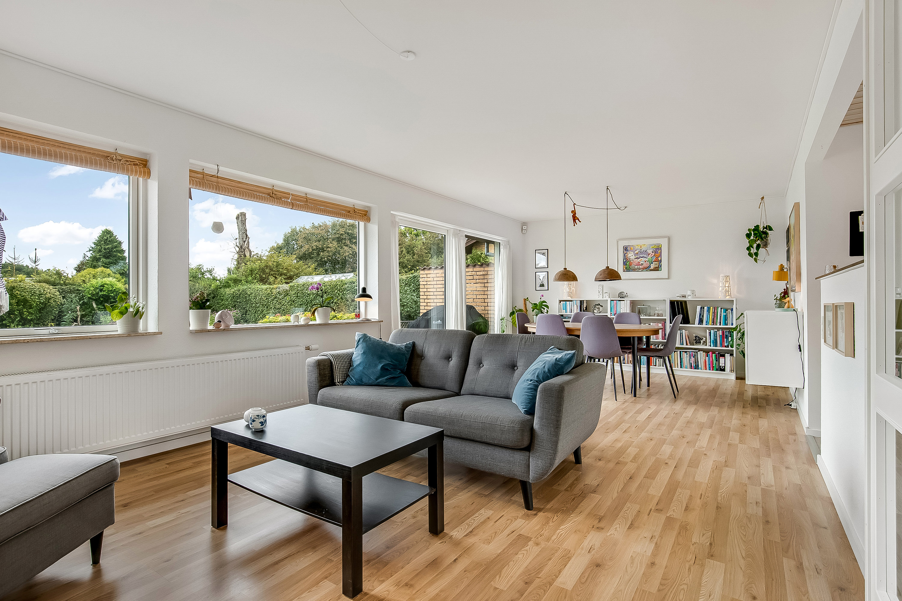 Fremhævet stue billede i fuldskærmstilstand. Billede af Toftevej 6, 6051 Almind