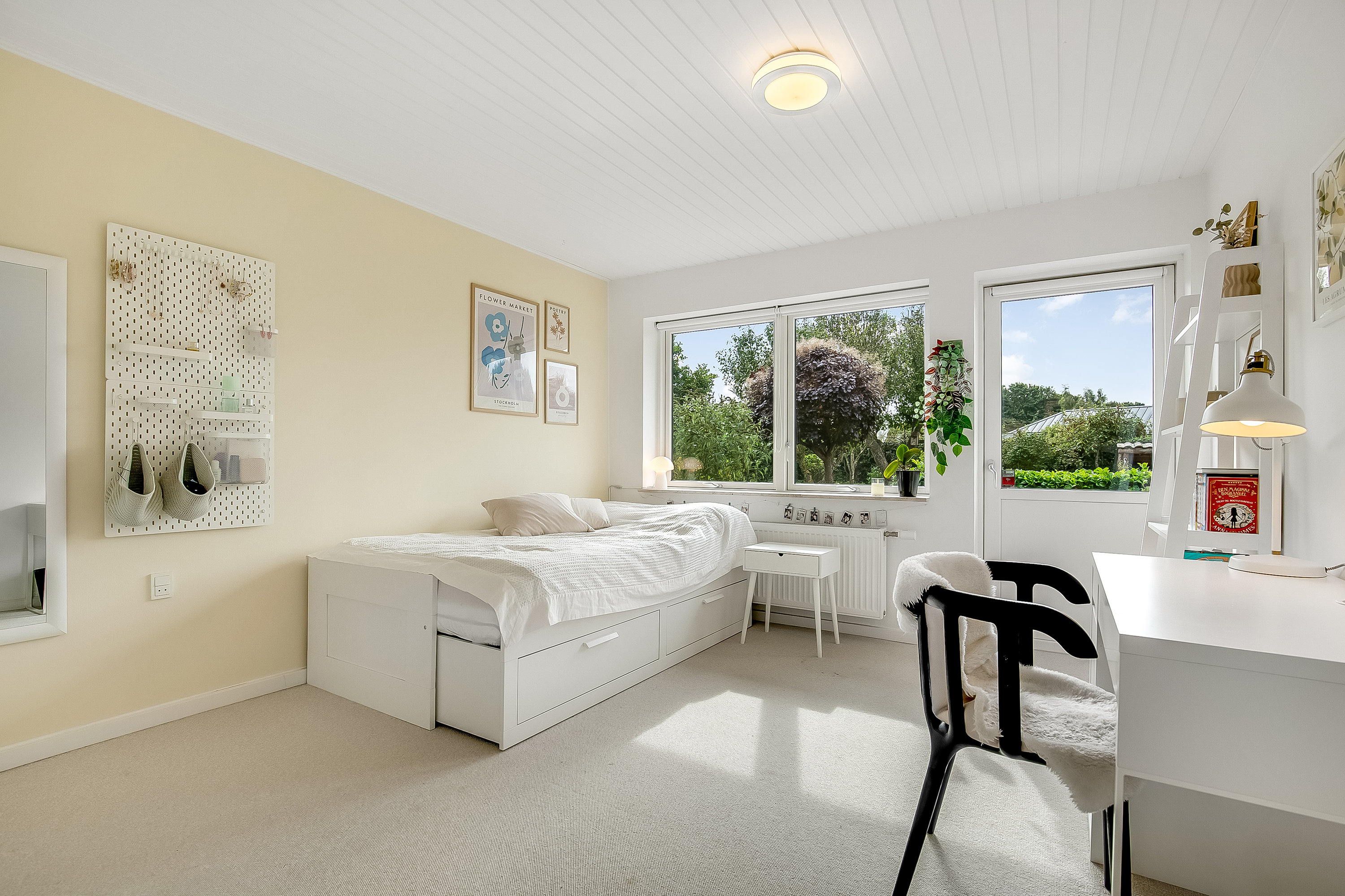 Fremhævet soveværelse billede i fuldskærmstilstand. Billede af Toftevej 6, 6051 Almind