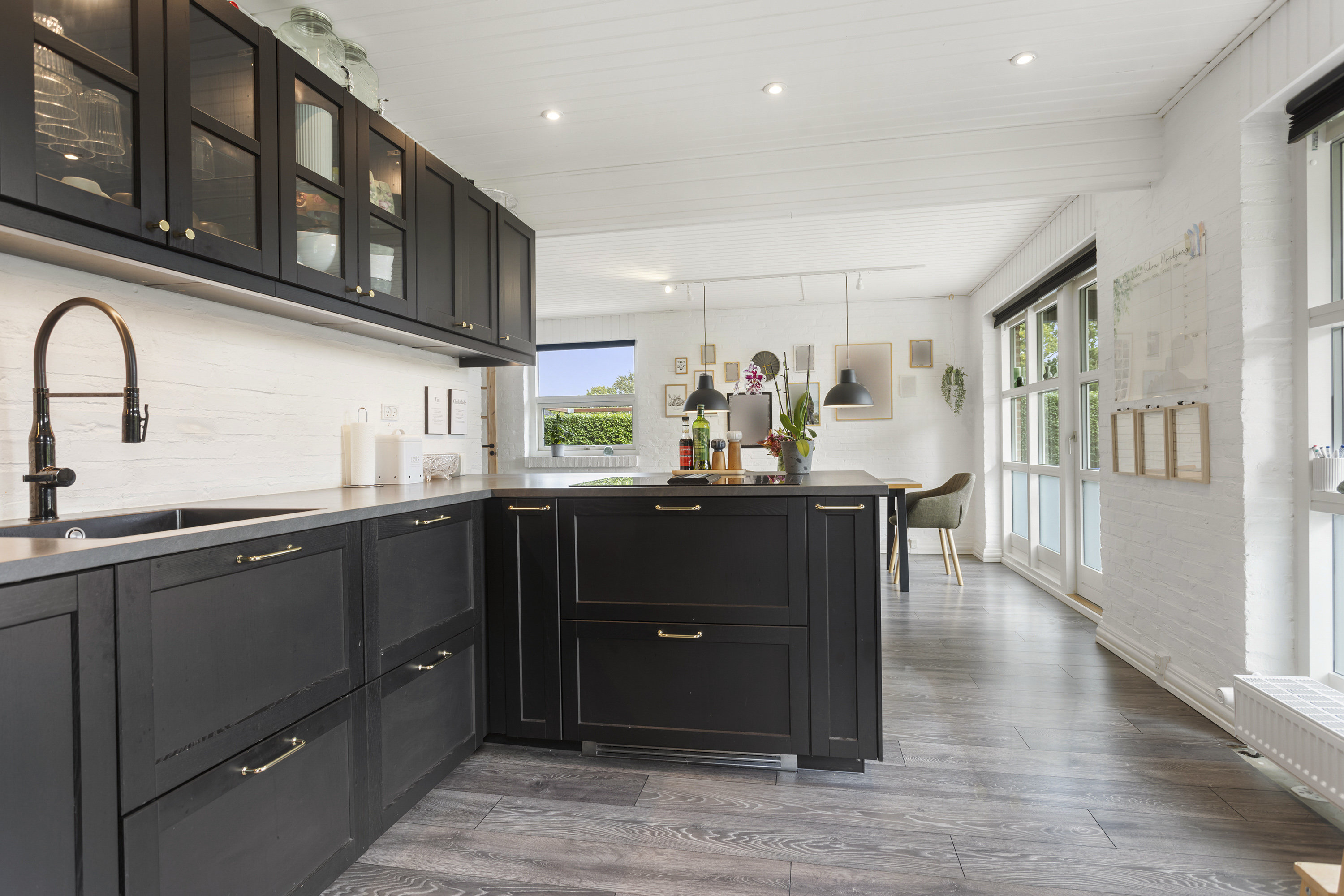 Fremhævet køkken billede i fuldskærmstilstand. Billede af Slagterivej 54, 9300 Sæby