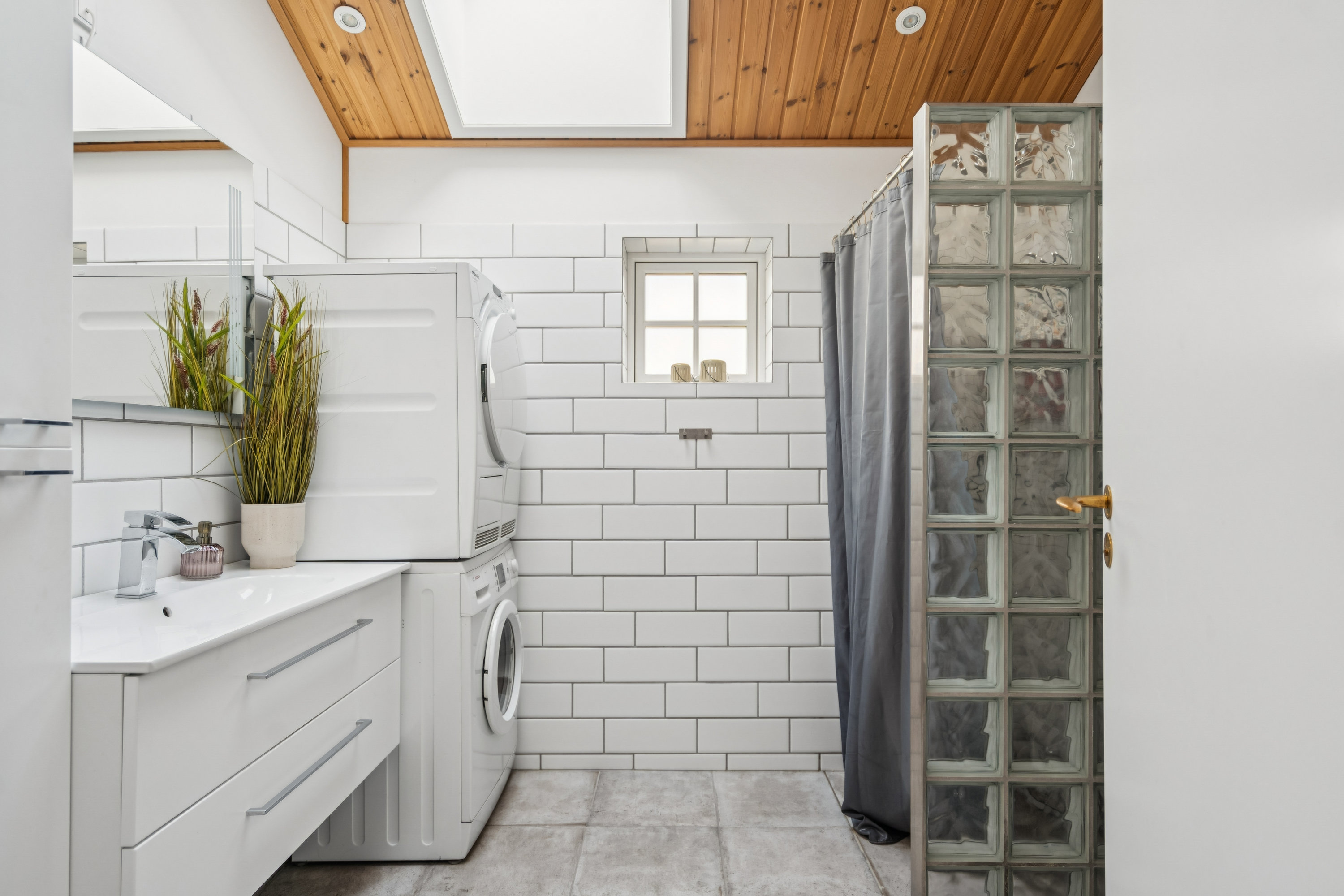 Fremhævet badeværelse billede i fuldskærmstilstand. Billede af Hyttevej 17, Hulsig, 9990 Skagen