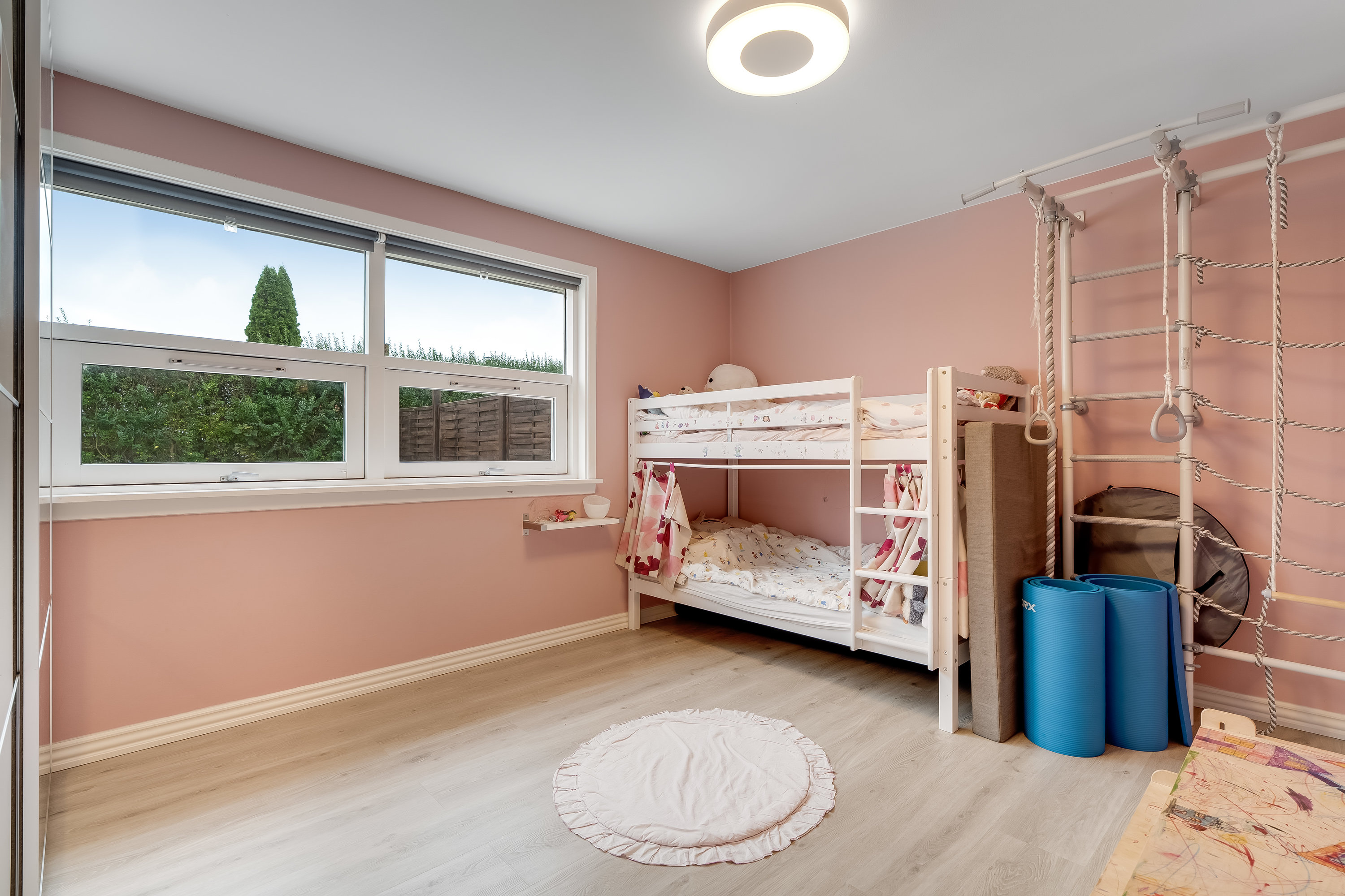 Fremhævet andet billede i fuldskærmstilstand. Billede af Bøgebakkevej 1, Alsønderup, 3400 Hillerød