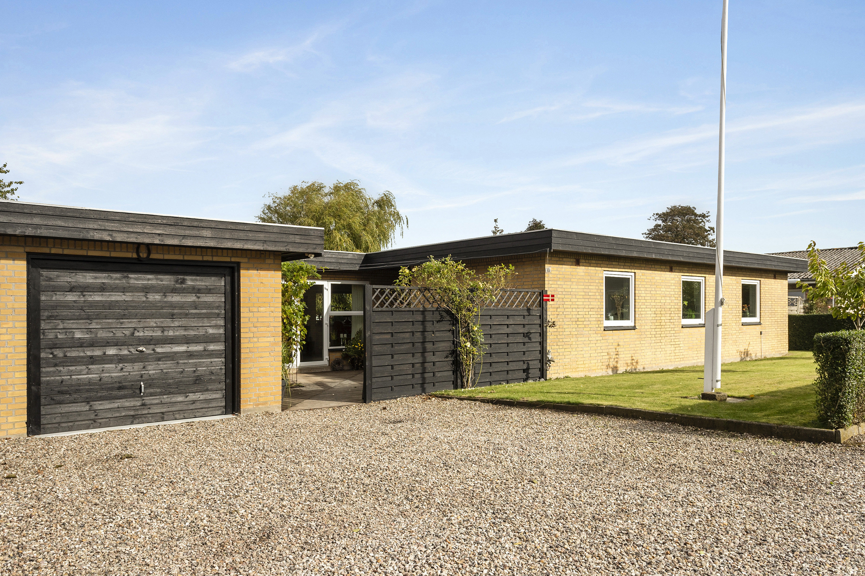 Miniaturebillede 2: ejendommen. Billede af Sundparken 11, Aarøsund, 6100 Haderslev