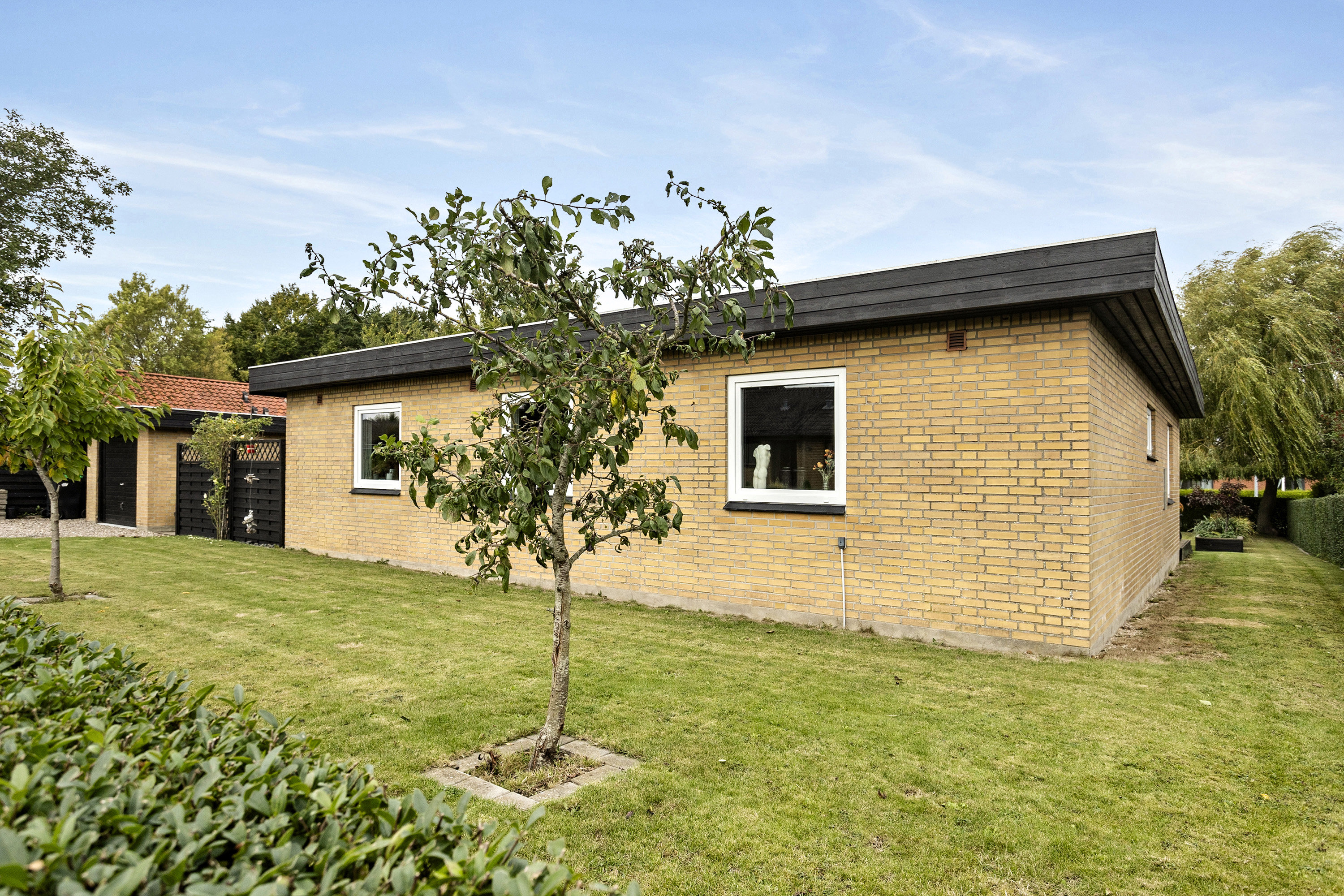 Fremhævet ejendommen billede i fuldskærmstilstand. Billede af Sundparken 11, Aarøsund, 6100 Haderslev