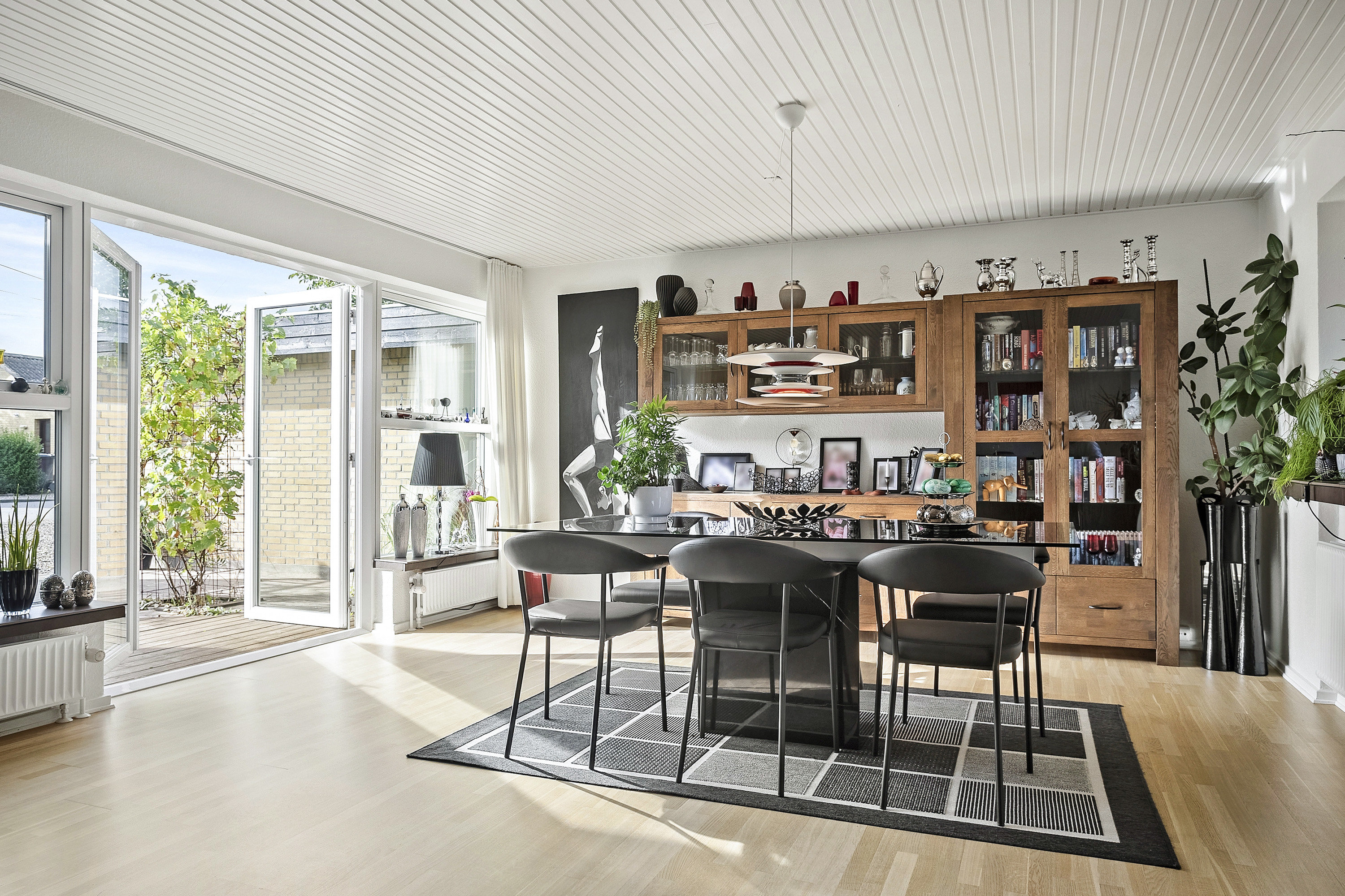 Fremhævet spisestue billede i fuldskærmstilstand. Billede af Sundparken 11, Aarøsund, 6100 Haderslev