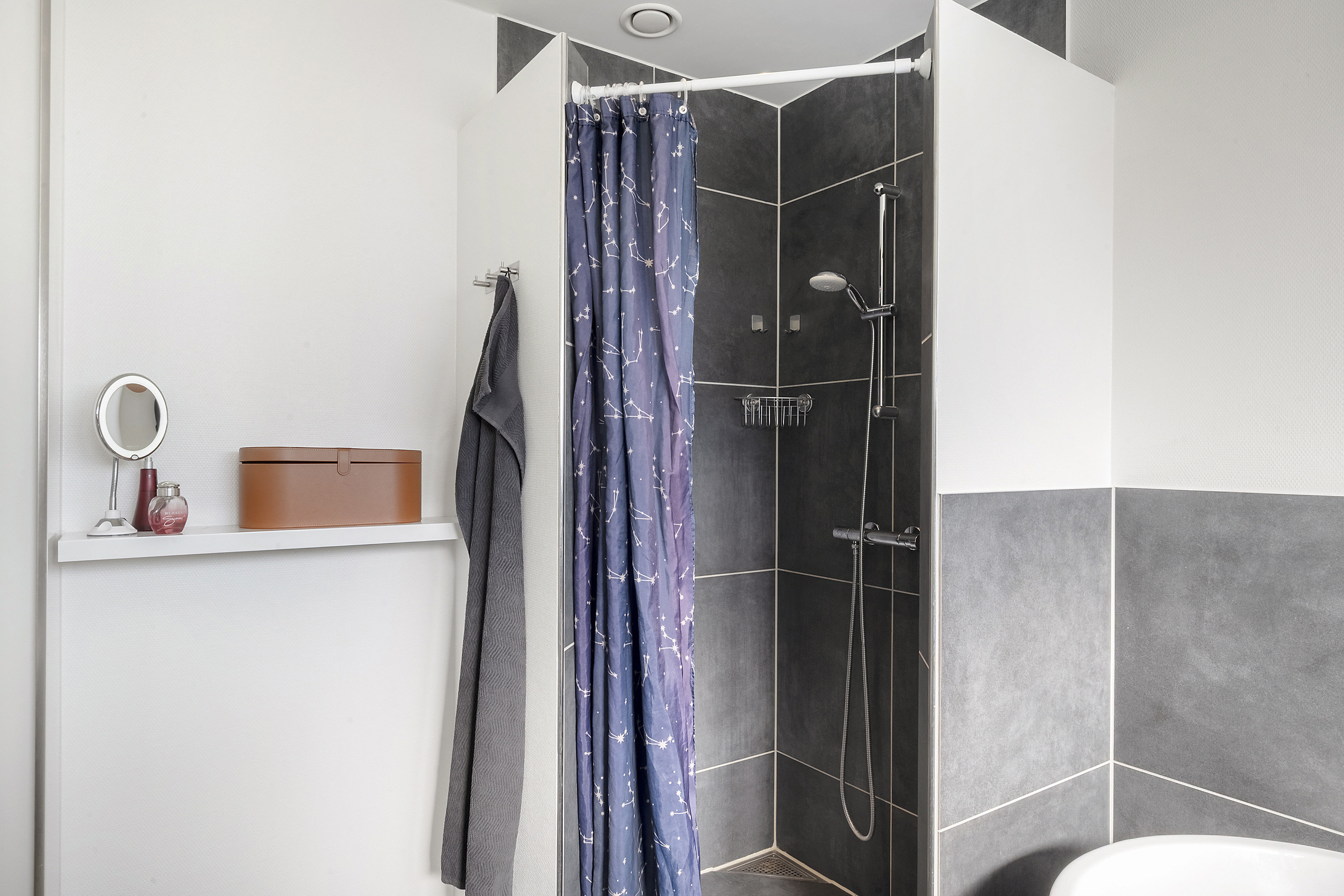 Fremhævet  billede i fuldskærmstilstand. Billede af Thyras Vænge 88, Lindved, 7100 Vejle