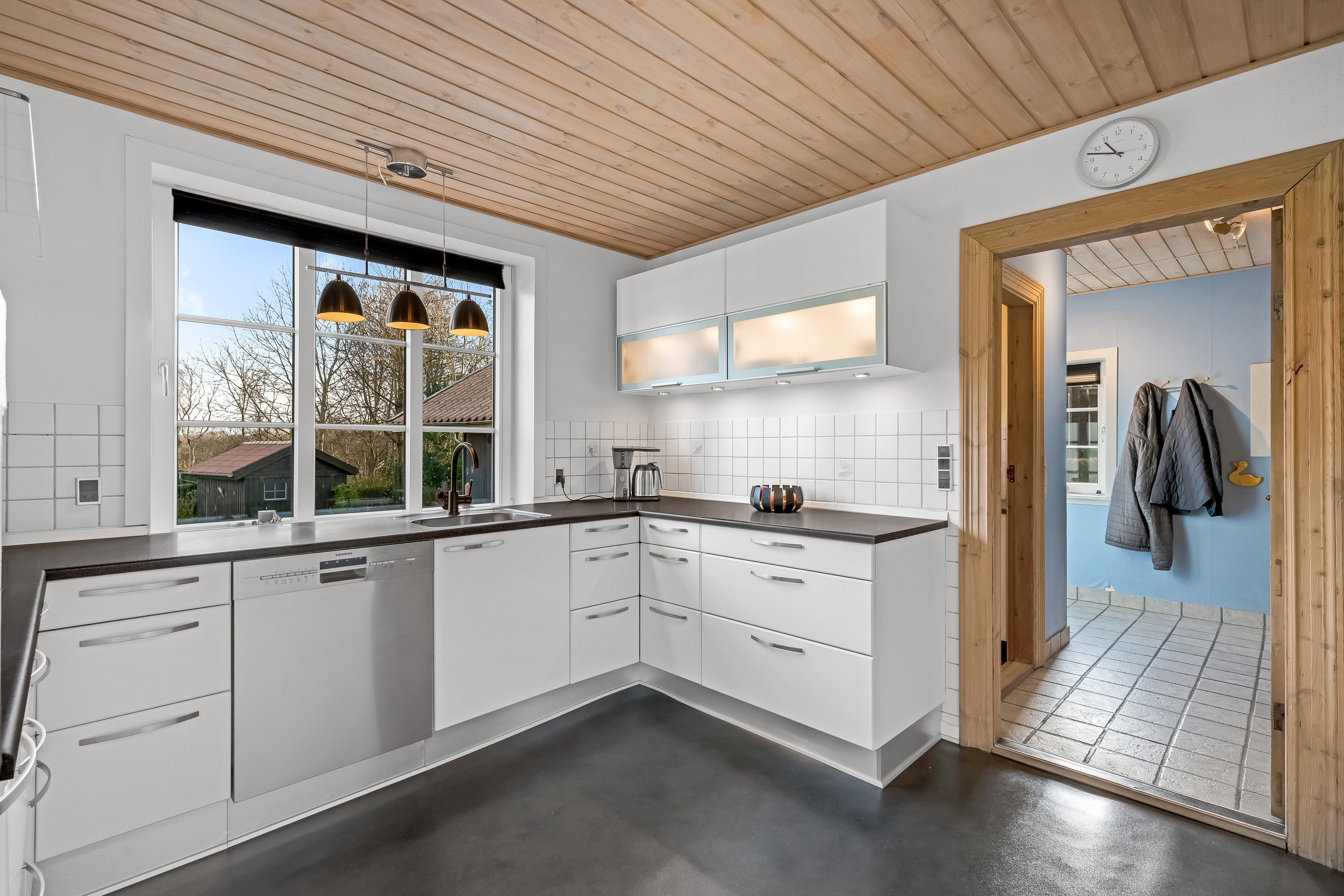 Fremhævet køkkenalrum billede i fuldskærmstilstand. Billede af Langgade 17, Kvong, 6800 Varde