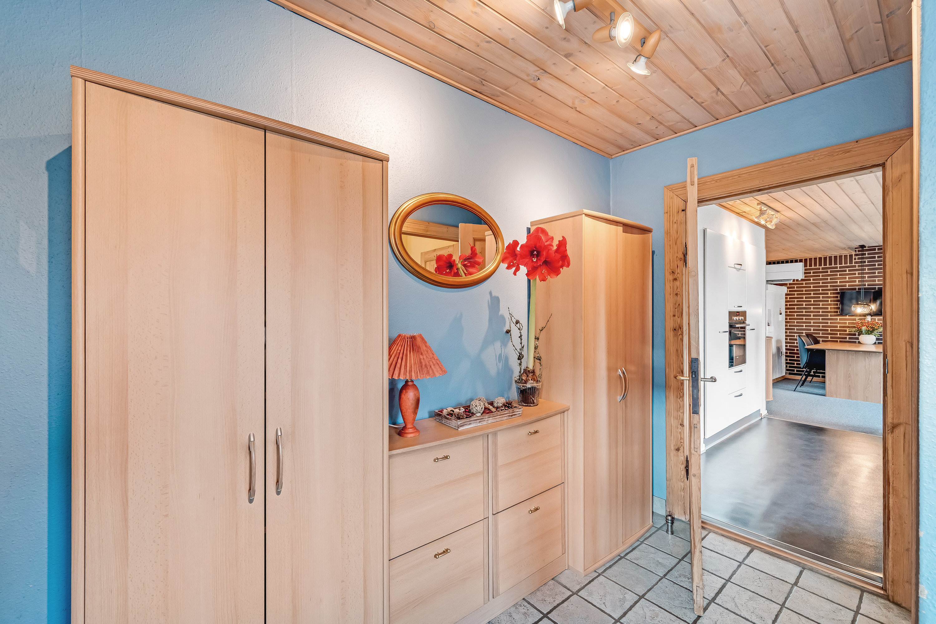 Fremhævet baggang billede i fuldskærmstilstand. Billede af Langgade 17, Kvong, 6800 Varde