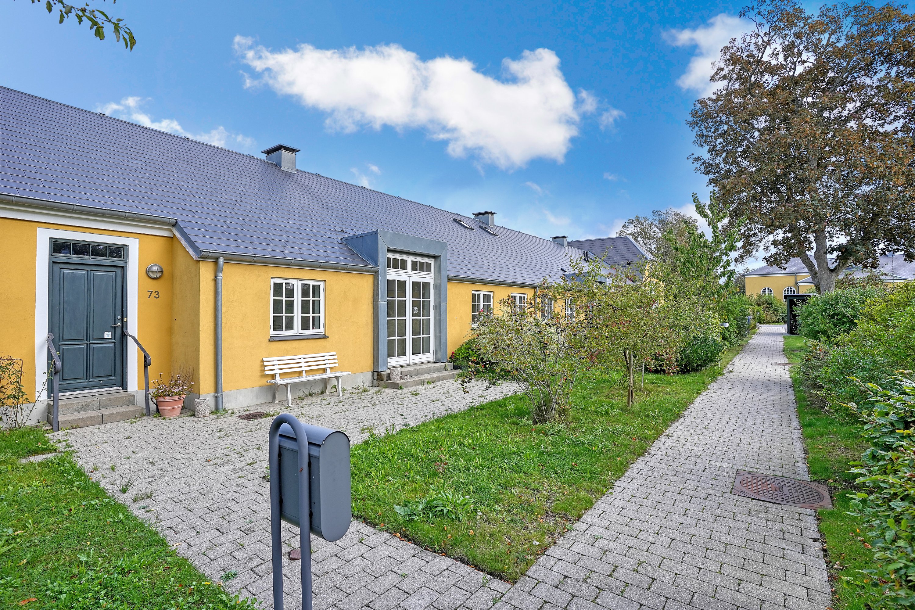 Rækkehus: Ejendommen på Lejrvej 73, Kirke Værløse, 3500 Værløse