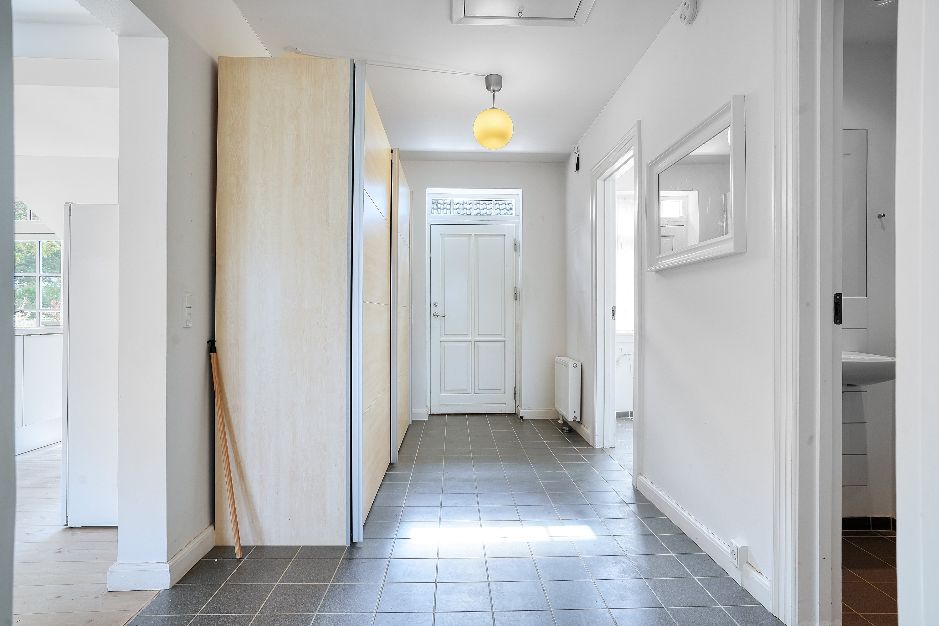 Fremhævet entré billede i fuldskærmstilstand. Billede af Lejrvej 73, Kirke Værløse, 3500 Værløse