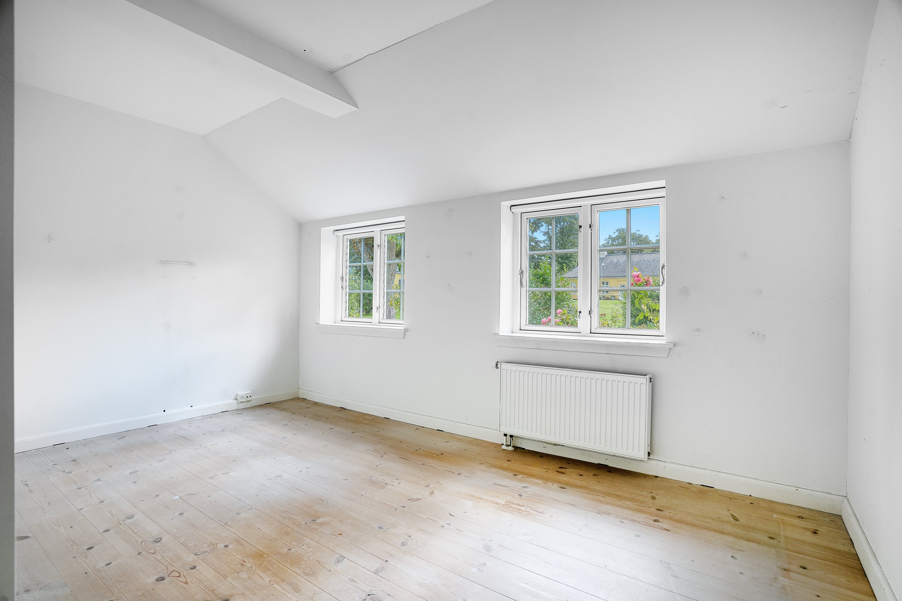 Fremhævet værelse billede i fuldskærmstilstand. Billede af Lejrvej 73, Kirke Værløse, 3500 Værløse