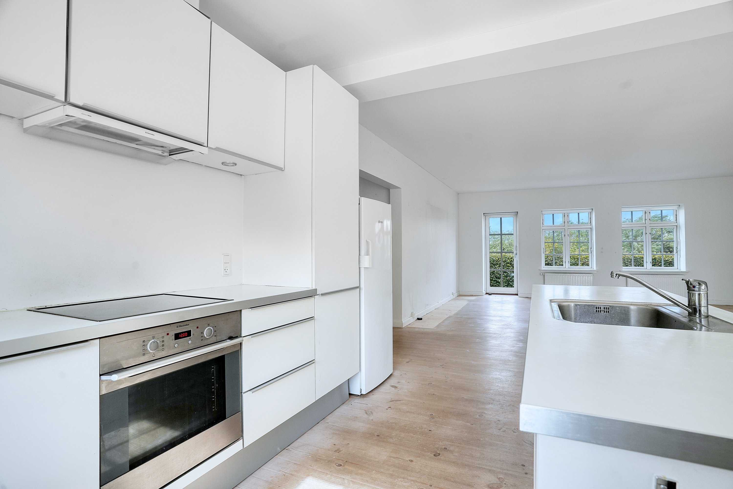 Fremhævet køkken billede i fuldskærmstilstand. Billede af Lejrvej 73, Kirke Værløse, 3500 Værløse