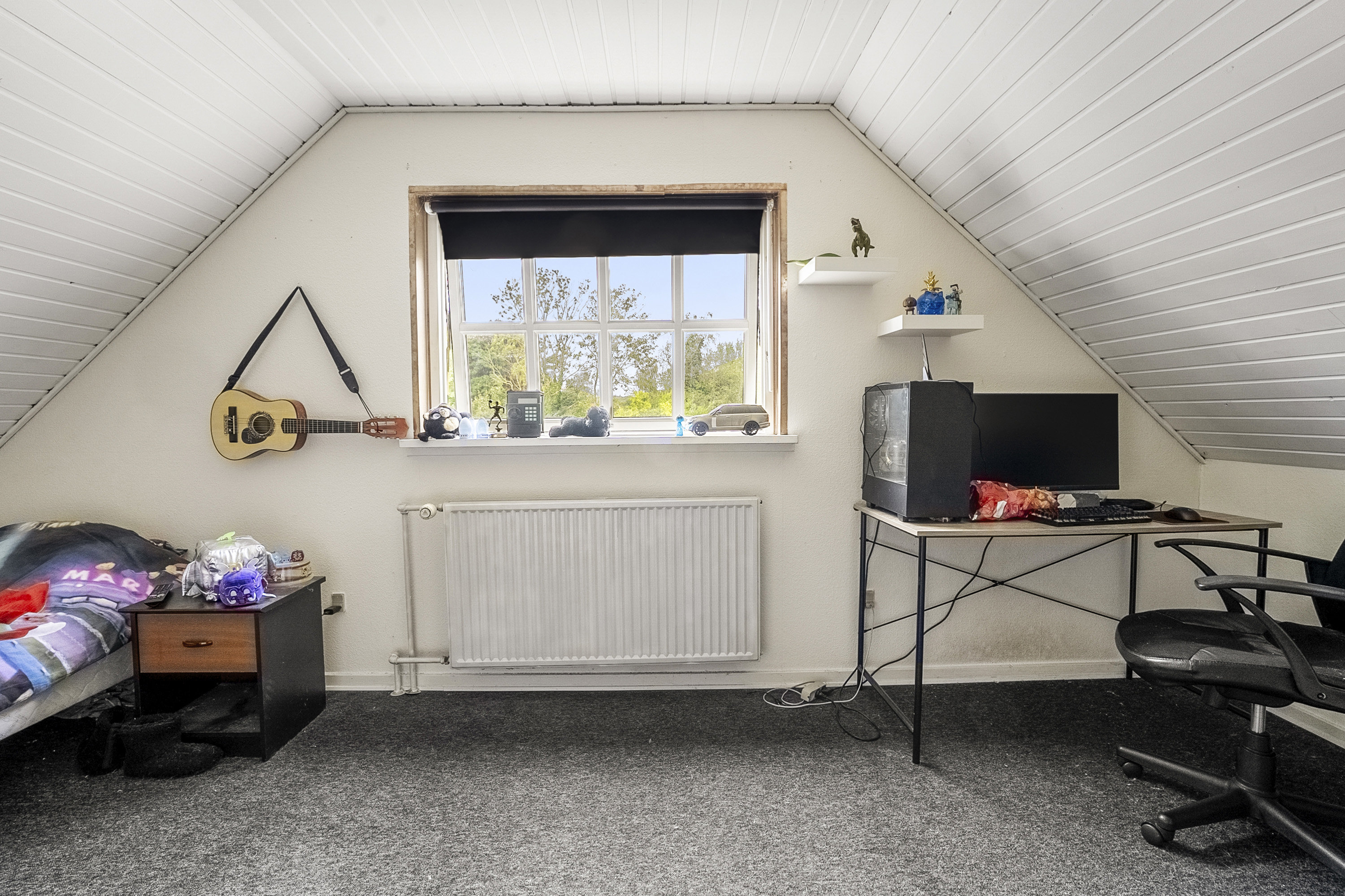 Fremhævet værelse billede i fuldskærmstilstand. Billede af Sønderbakken 2, Glud, 7130 Juelsminde