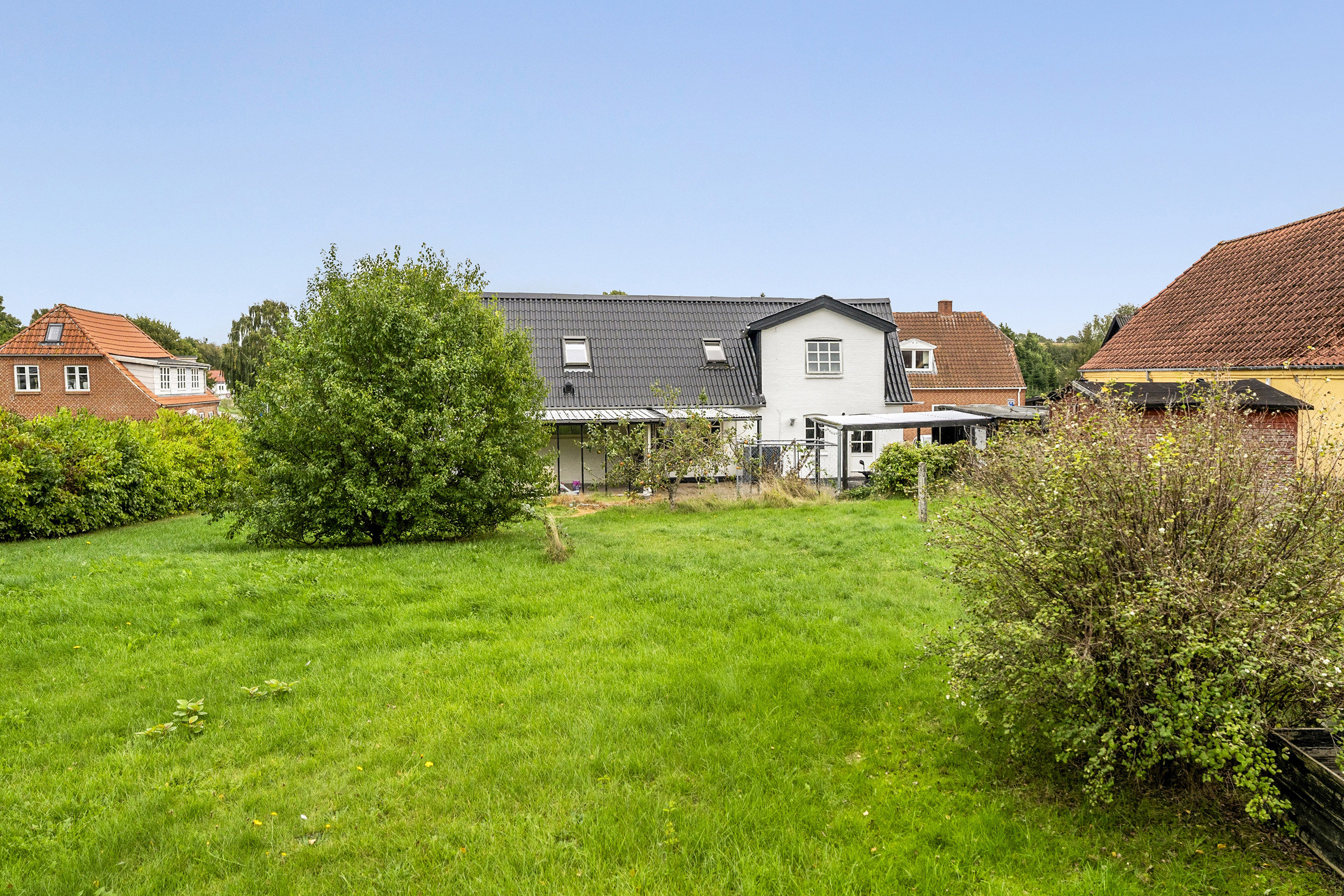 Fremhævet område billede i fuldskærmstilstand. Billede af Sønderbakken 2, Glud, 7130 Juelsminde