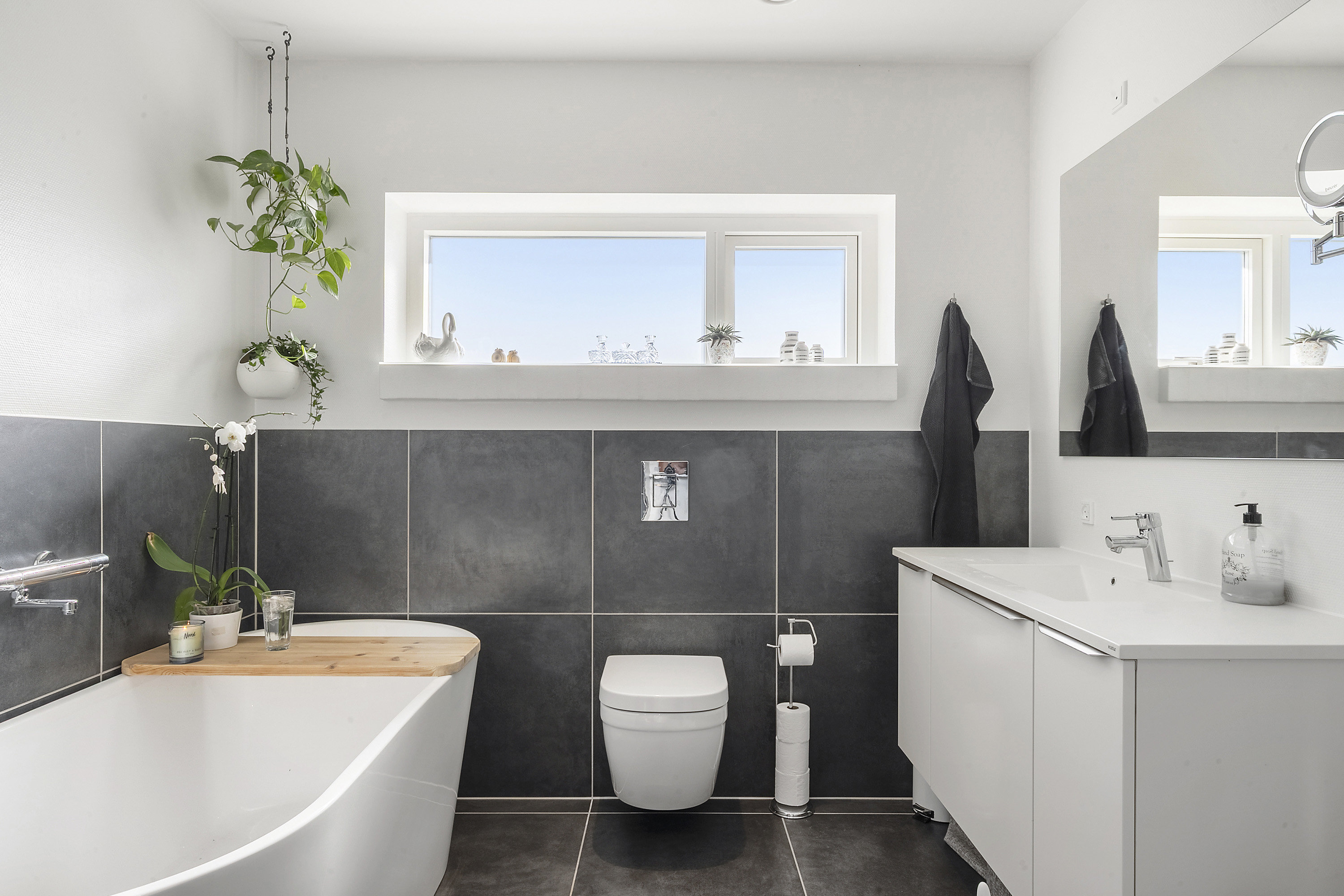 Fremhævet  billede i fuldskærmstilstand. Billede af Thyras Vænge 88, Lindved, 7100 Vejle