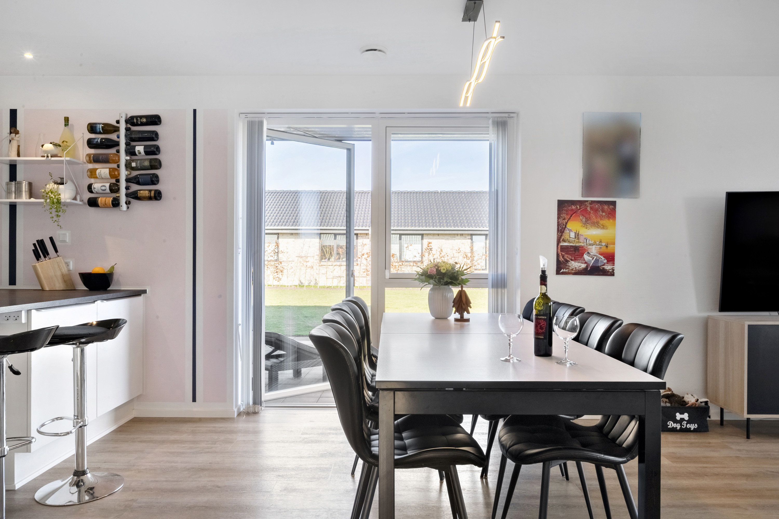 Fremhævet  billede i fuldskærmstilstand. Billede af Thyras Vænge 88, Lindved, 7100 Vejle