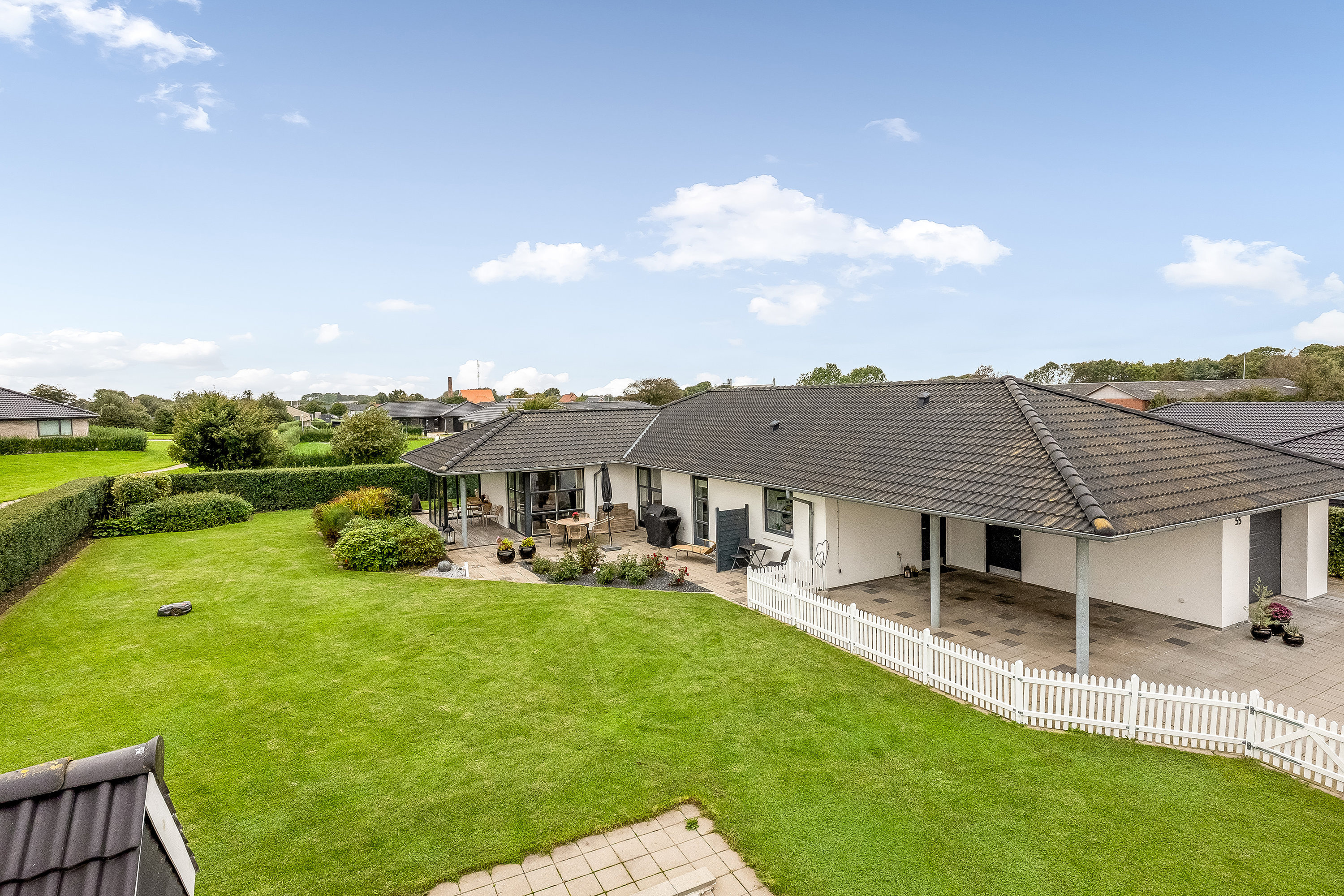 Fremhævet ejendommen billede i fuldskærmstilstand. Billede af Højgårdsparken 55, 7560 Hjerm