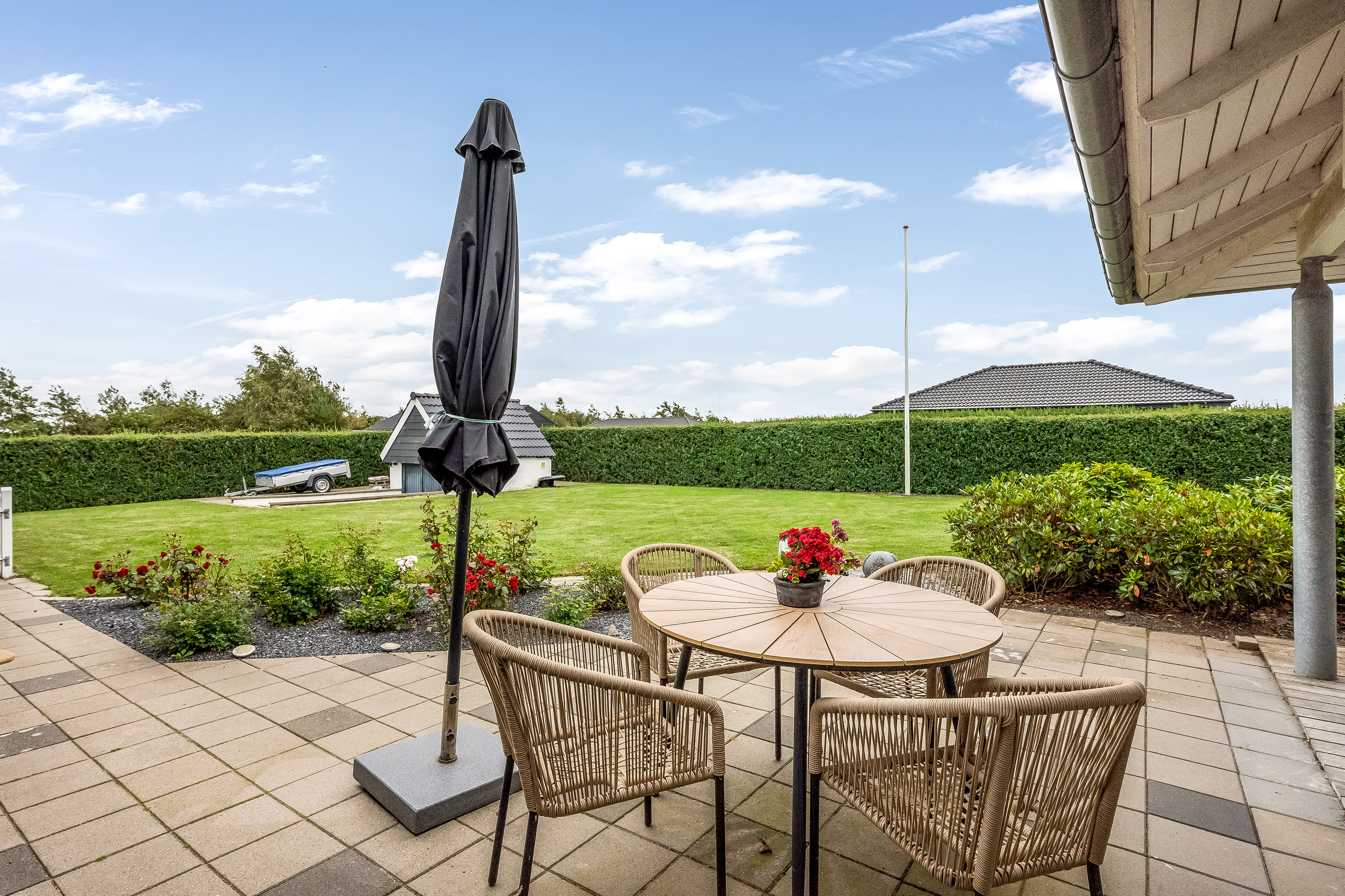 Fremhævet terrasse billede i fuldskærmstilstand. Billede af Højgårdsparken 55, 7560 Hjerm