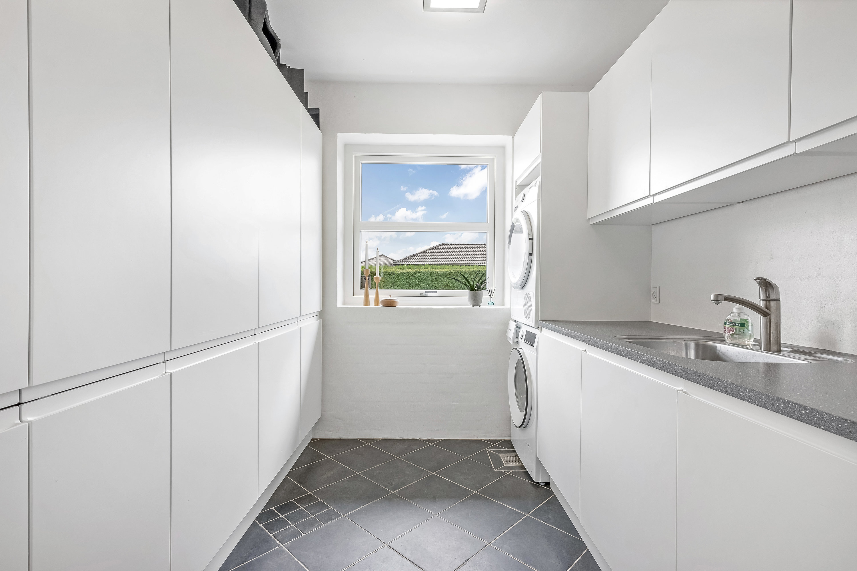 Fremhævet andet billede i fuldskærmstilstand. Billede af Højgårdsparken 55, 7560 Hjerm