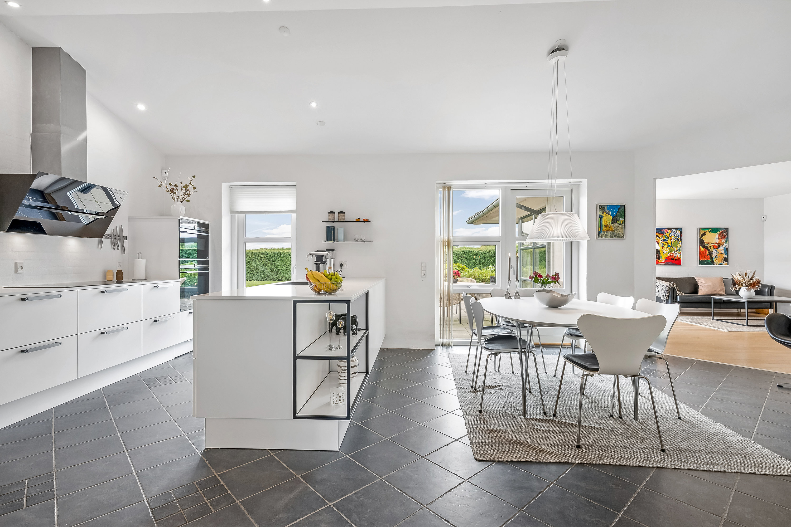 Fremhævet køkken alrum billede i fuldskærmstilstand. Billede af Højgårdsparken 55, 7560 Hjerm