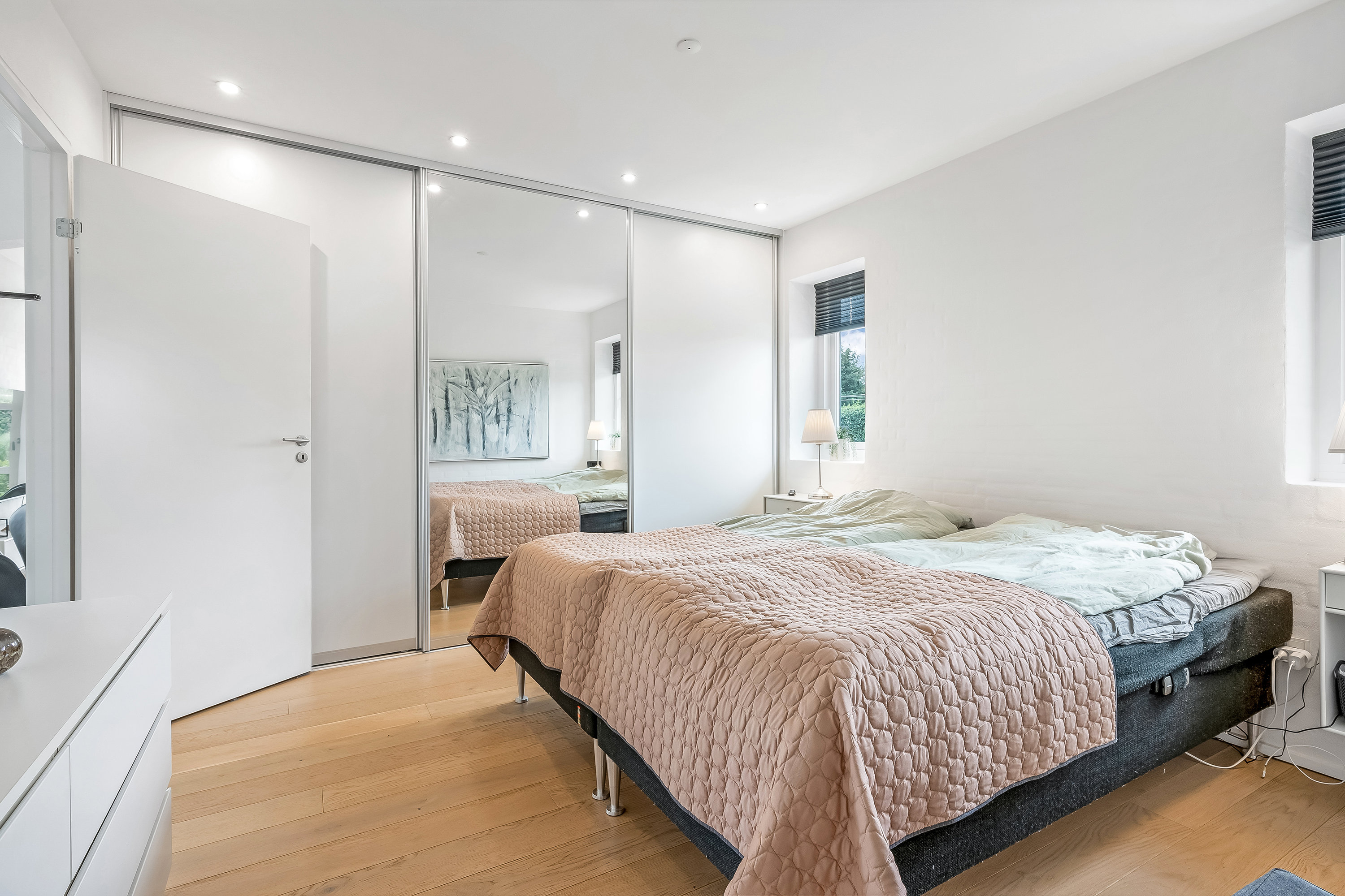 Fremhævet soveværelse billede i fuldskærmstilstand. Billede af Højgårdsparken 55, 7560 Hjerm