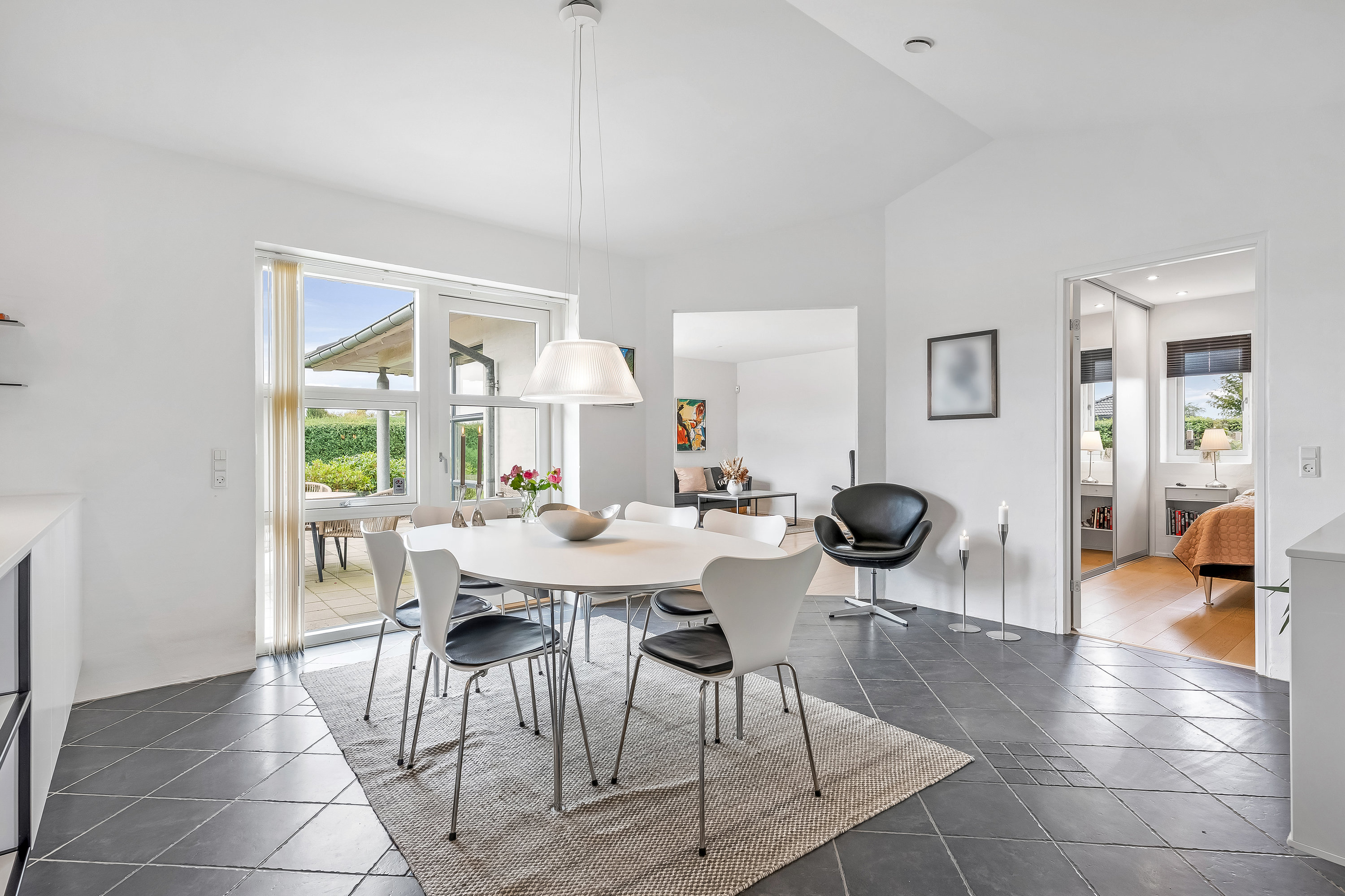 Fremhævet køkken alrum billede i fuldskærmstilstand. Billede af Højgårdsparken 55, 7560 Hjerm