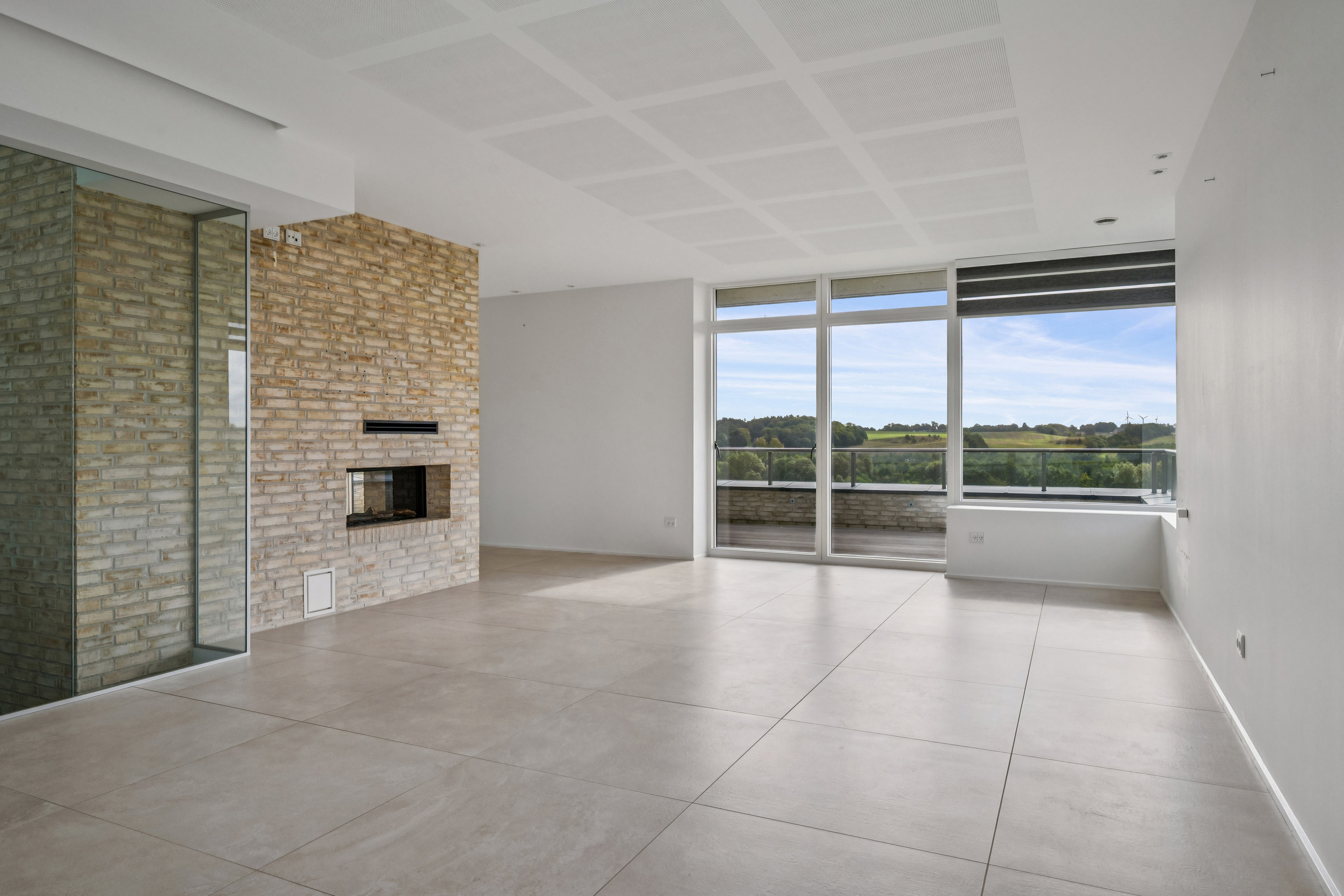 Fremhævet stue billede i fuldskærmstilstand. Billede af Holmebakken 48, 8382 Hinnerup