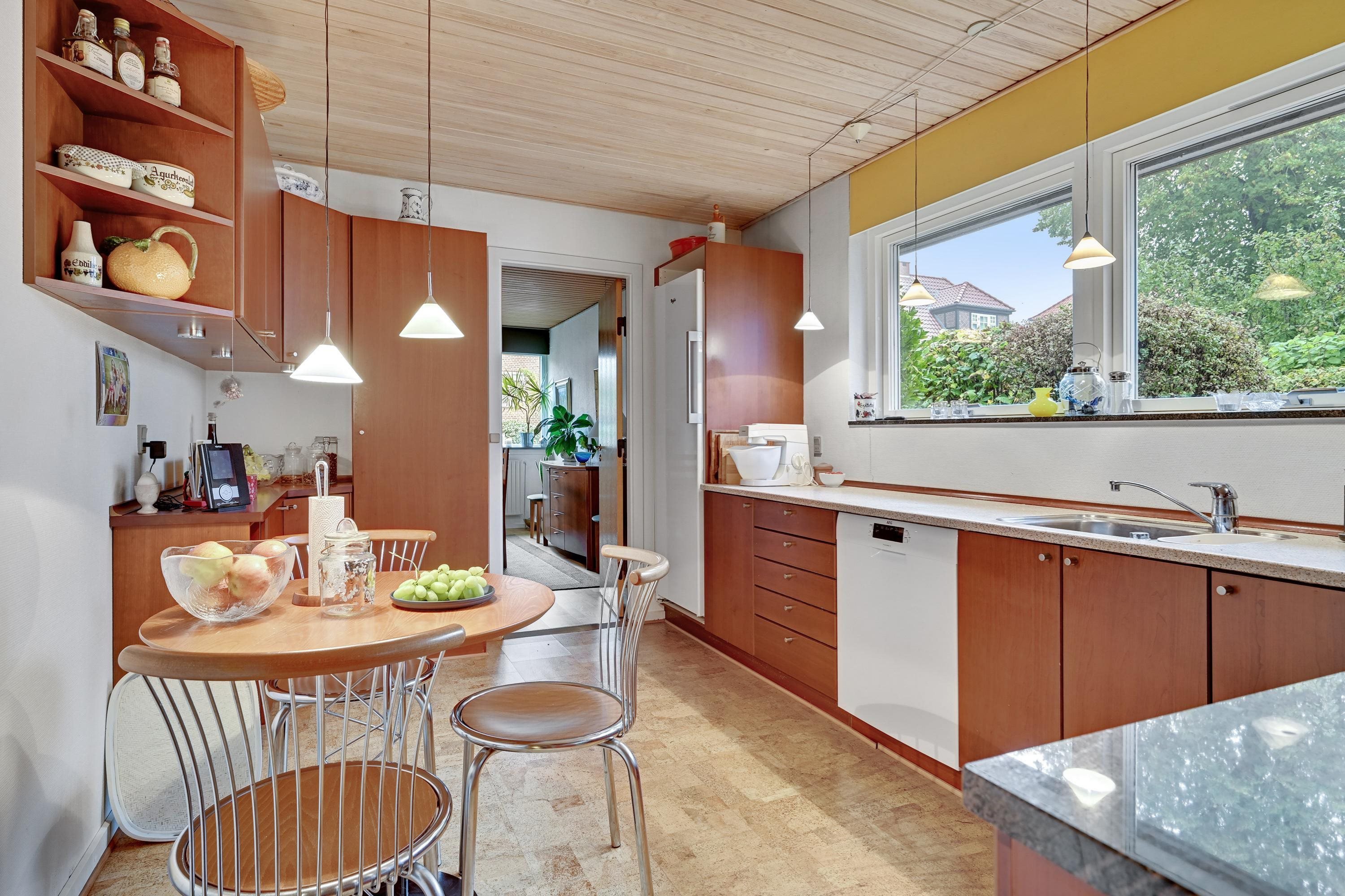 Fremhævet  billede i fuldskærmstilstand. Billede af Oehlenschlægersvej 7, 8230 Åbyhøj