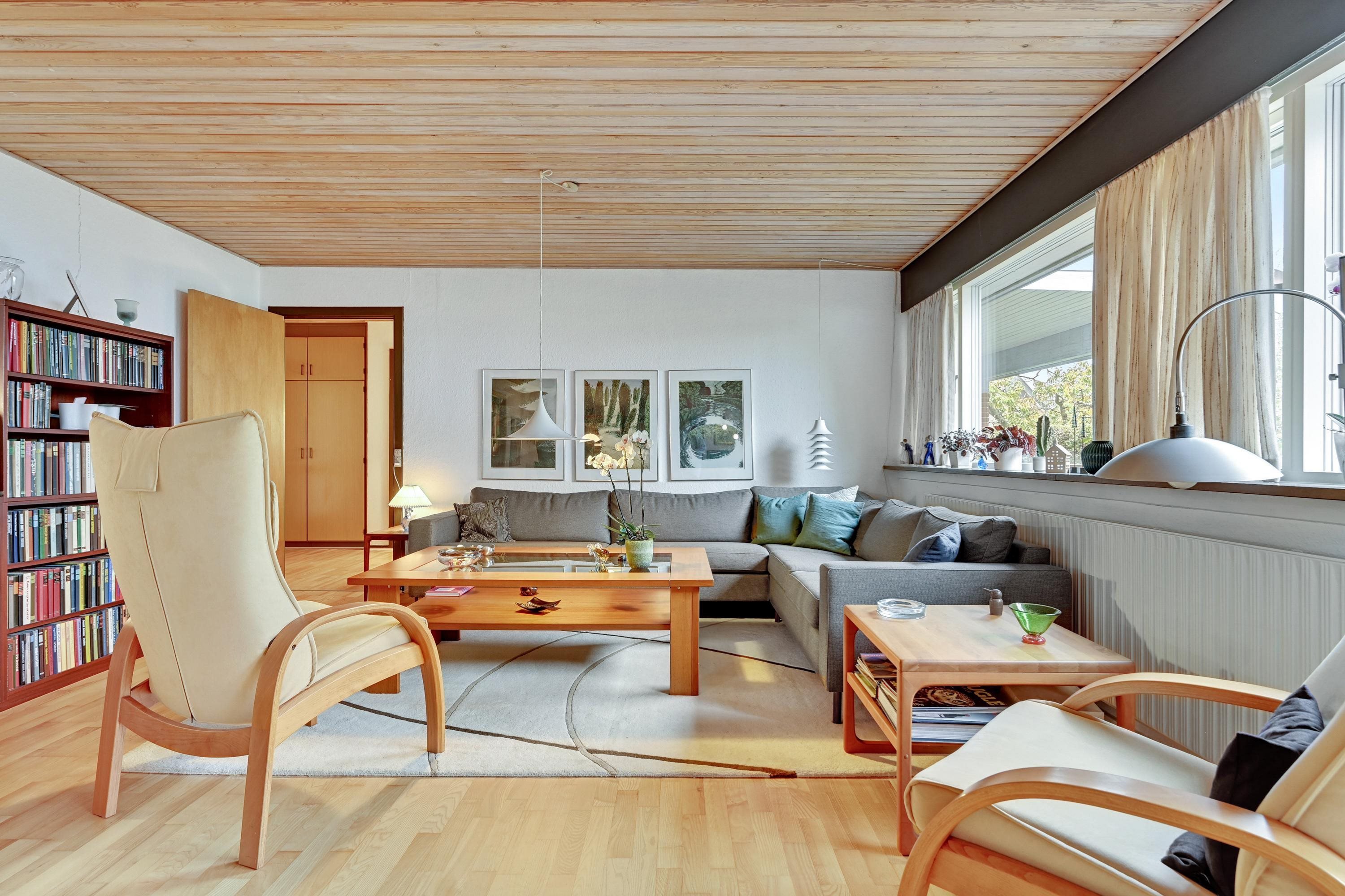 Fremhævet  billede i fuldskærmstilstand. Billede af Oehlenschlægersvej 7, 8230 Åbyhøj