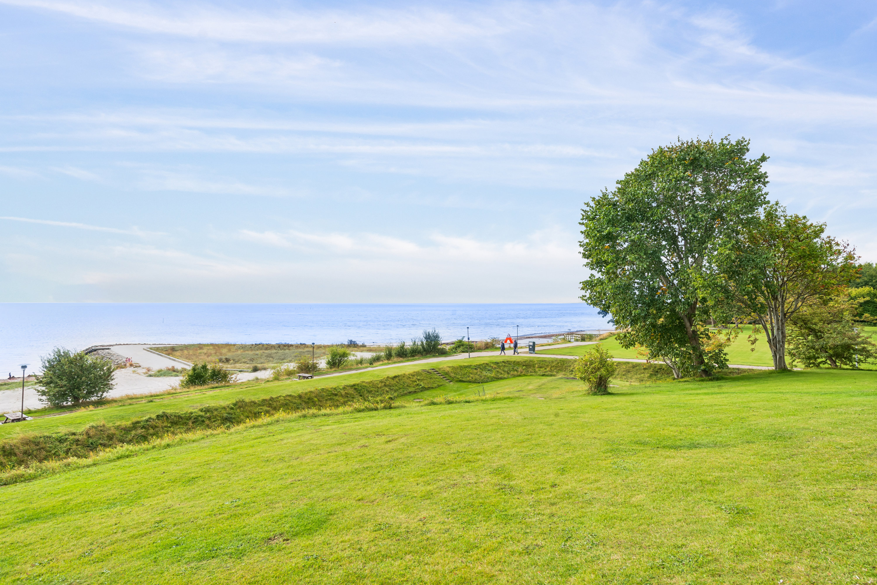 Fremhævet omgivelser billede i fuldskærmstilstand. Billede af Ahornvej 5, 2690 Karlslunde