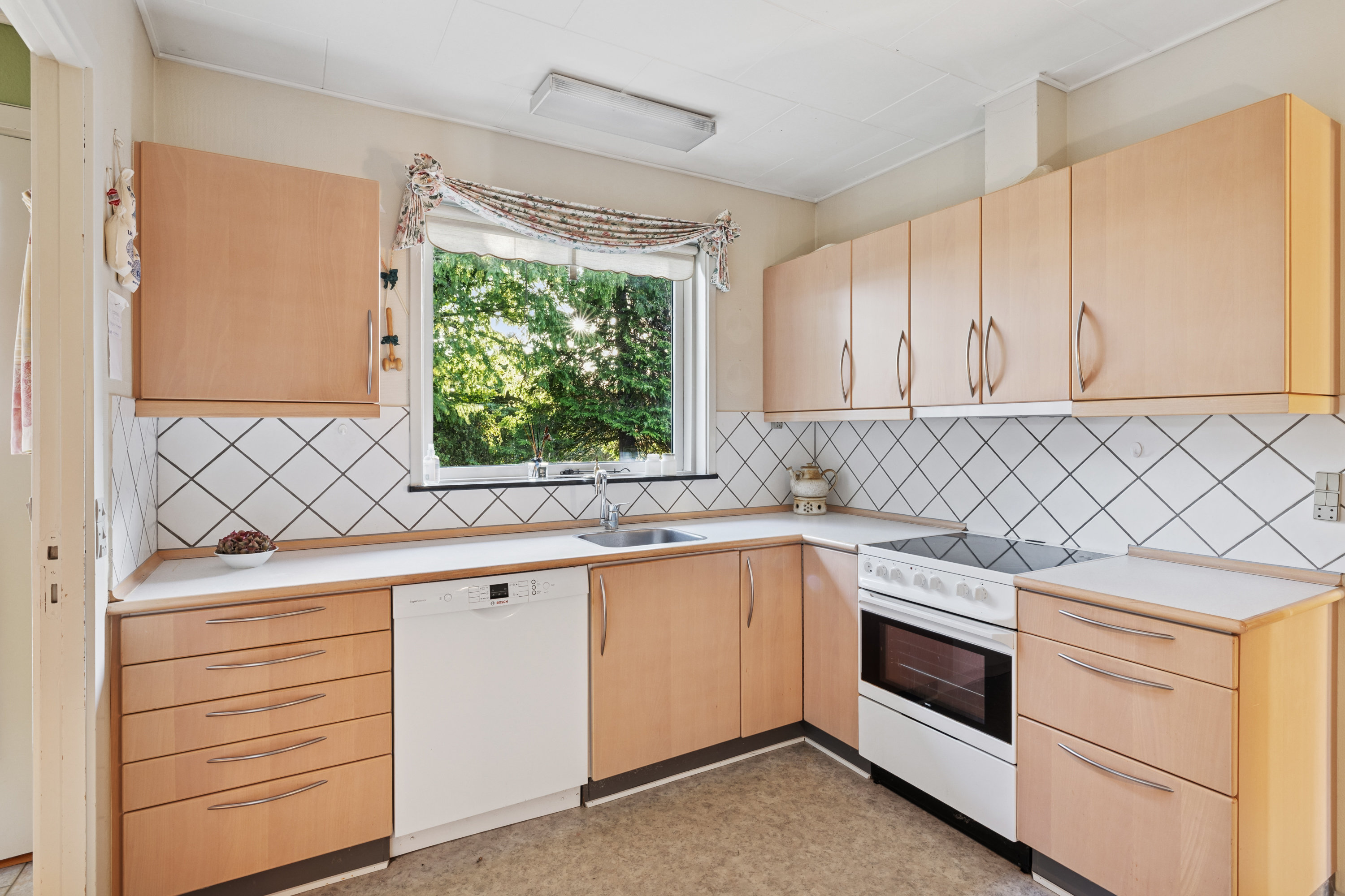 Fremhævet køkken billede i fuldskærmstilstand. Billede af Skovvænget 5, Sjørup, 8800 Viborg