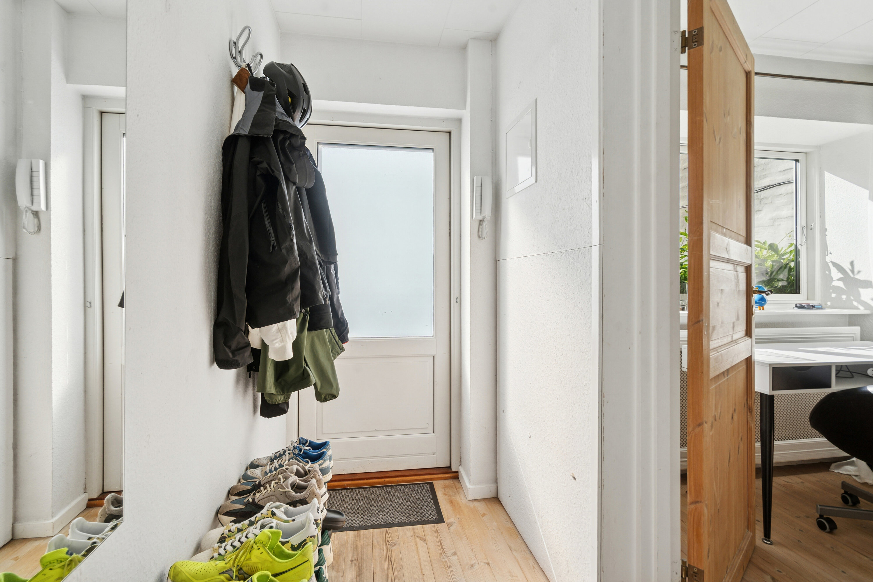 Fremhævet gang billede i fuldskærmstilstand. Billede af Nyborgvej 104B, st.. tv., 5000 Odense C