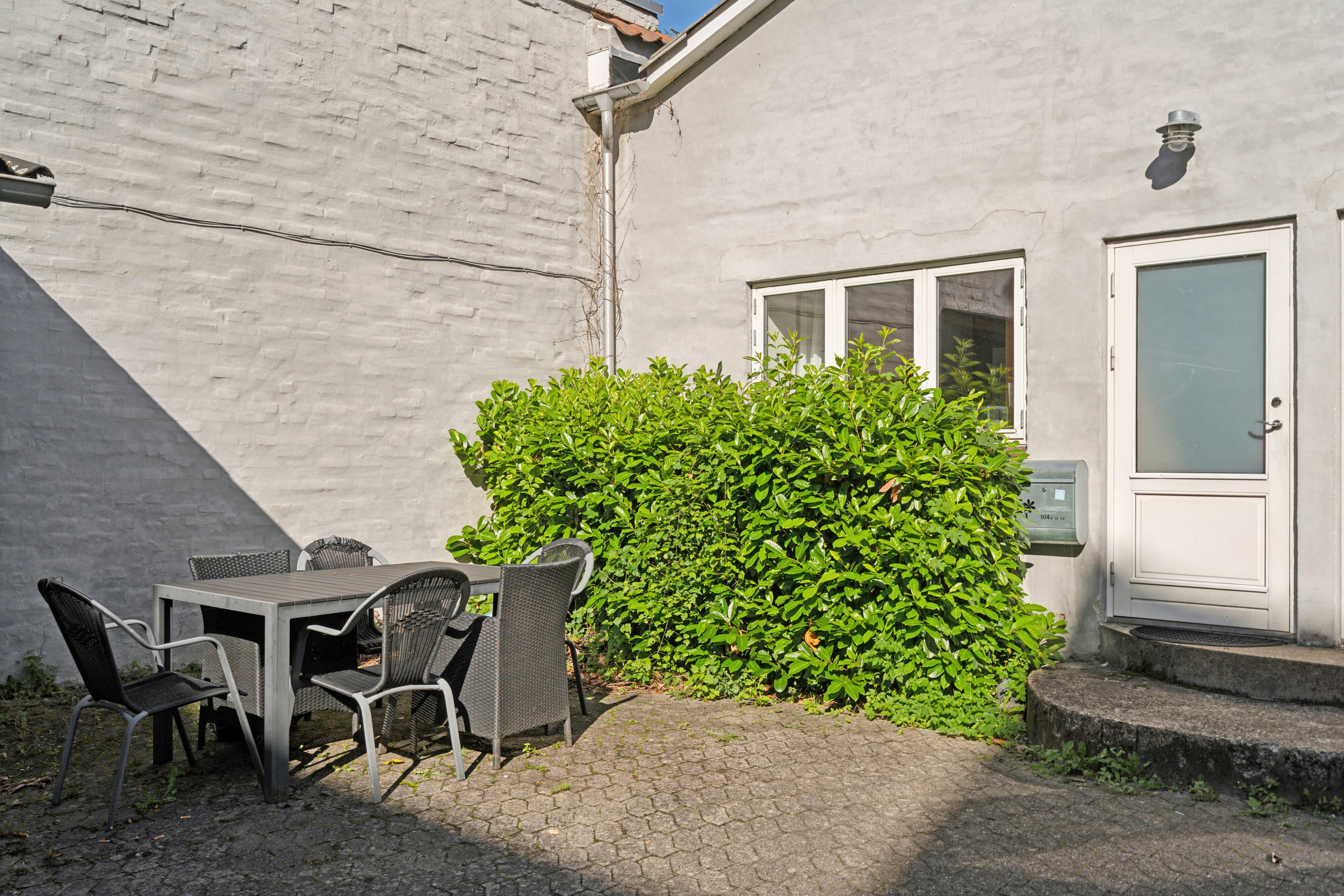 Fremhævet terrasse billede i fuldskærmstilstand. Billede af Nyborgvej 104B, st.. tv., 5000 Odense C