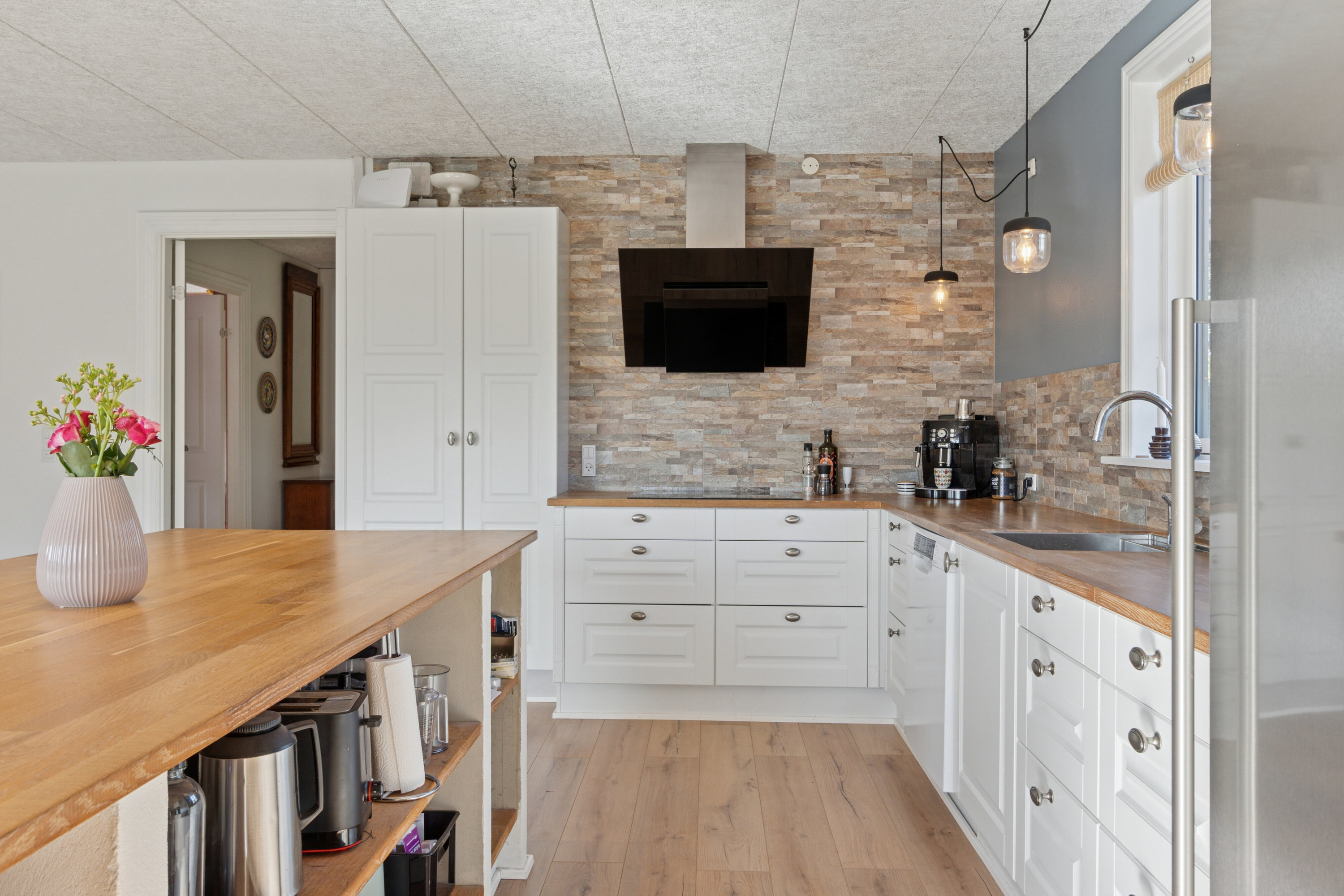 Fremhævet køkken billede i fuldskærmstilstand. Billede af Thykiersvej 17, Tingstrup, 7700 Thisted