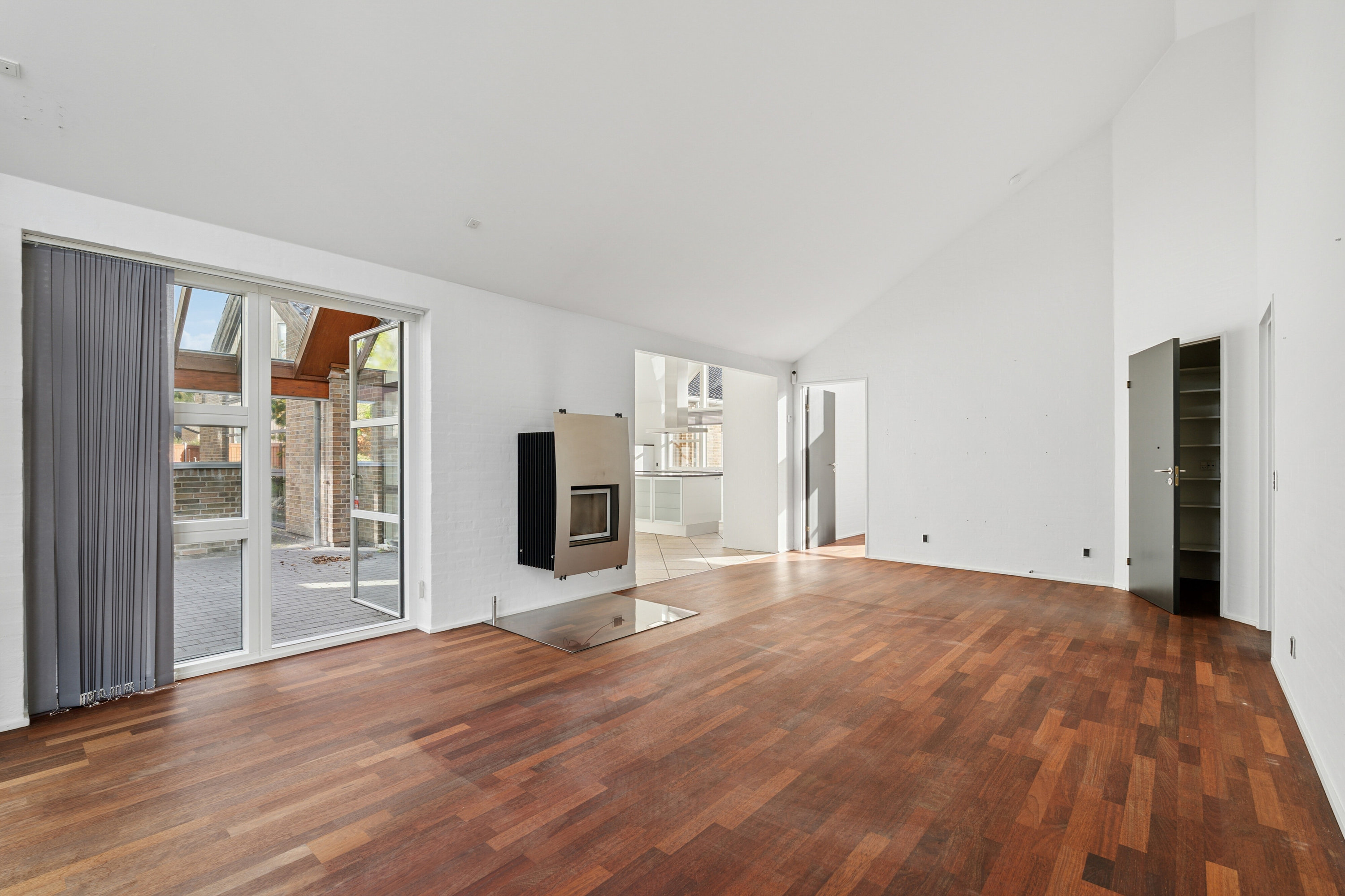 Fremhævet stue billede i fuldskærmstilstand. Billede af Ålykkevej 2A, Sejs-Svejbæk, 8600 Silkeborg